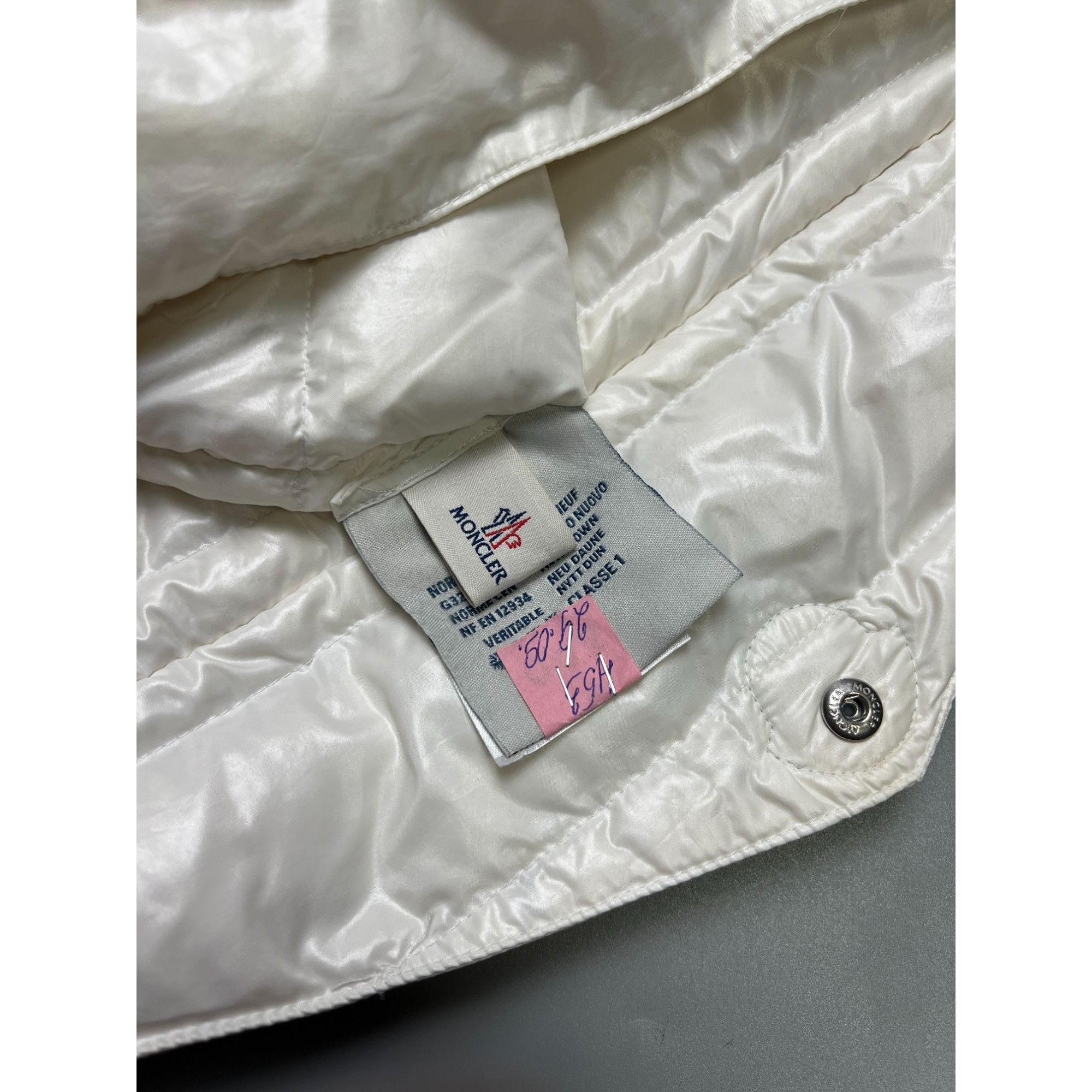 Moncler Moncler White Down Clutch (Y1033) Size ONE SIZE - 10 Thumbnail