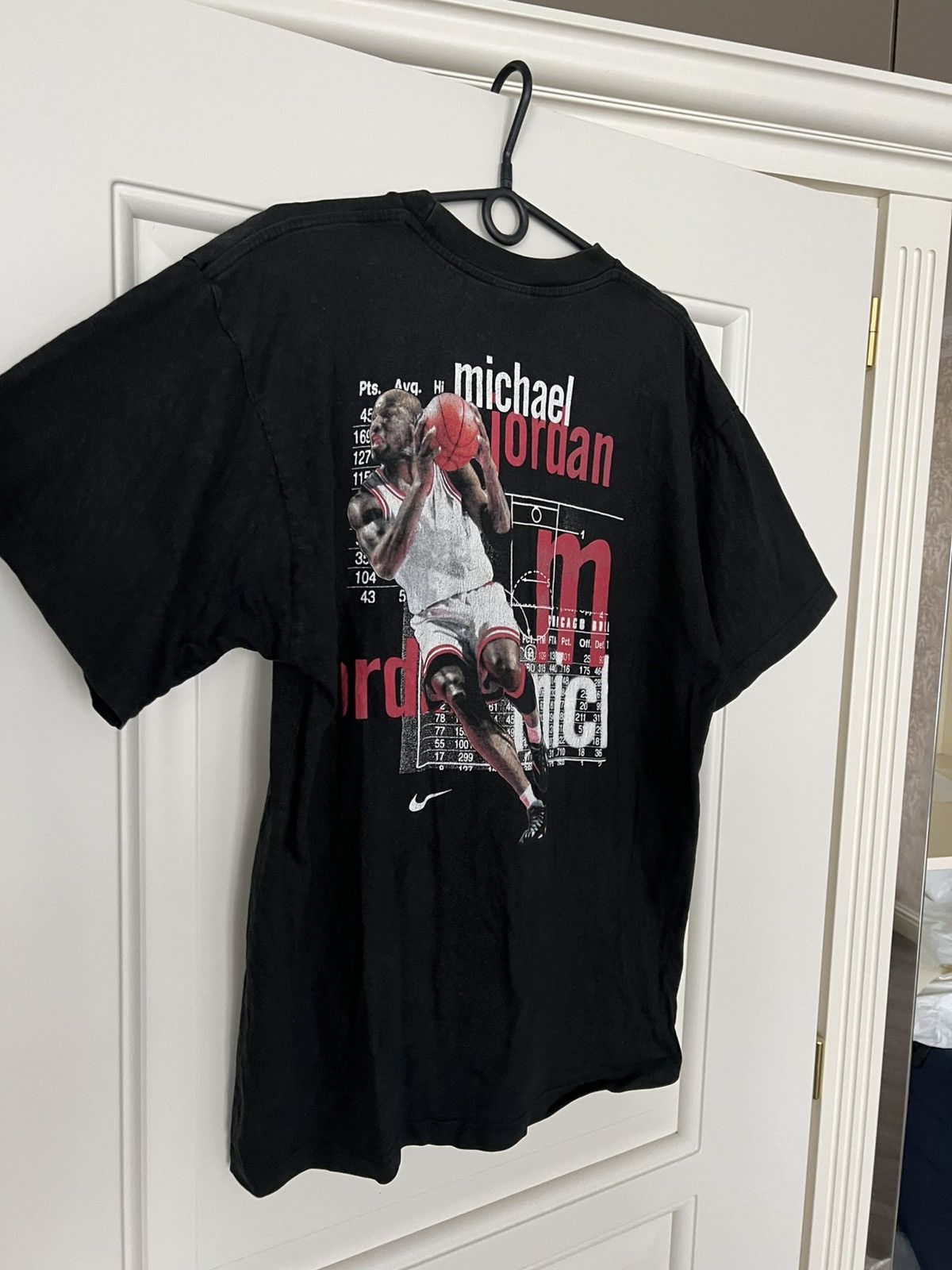 Nike Vintage 90s Nike Michael Jordan Tee T-Shirt Size US XL / EU 56 / 4 - 6 Thumbnail