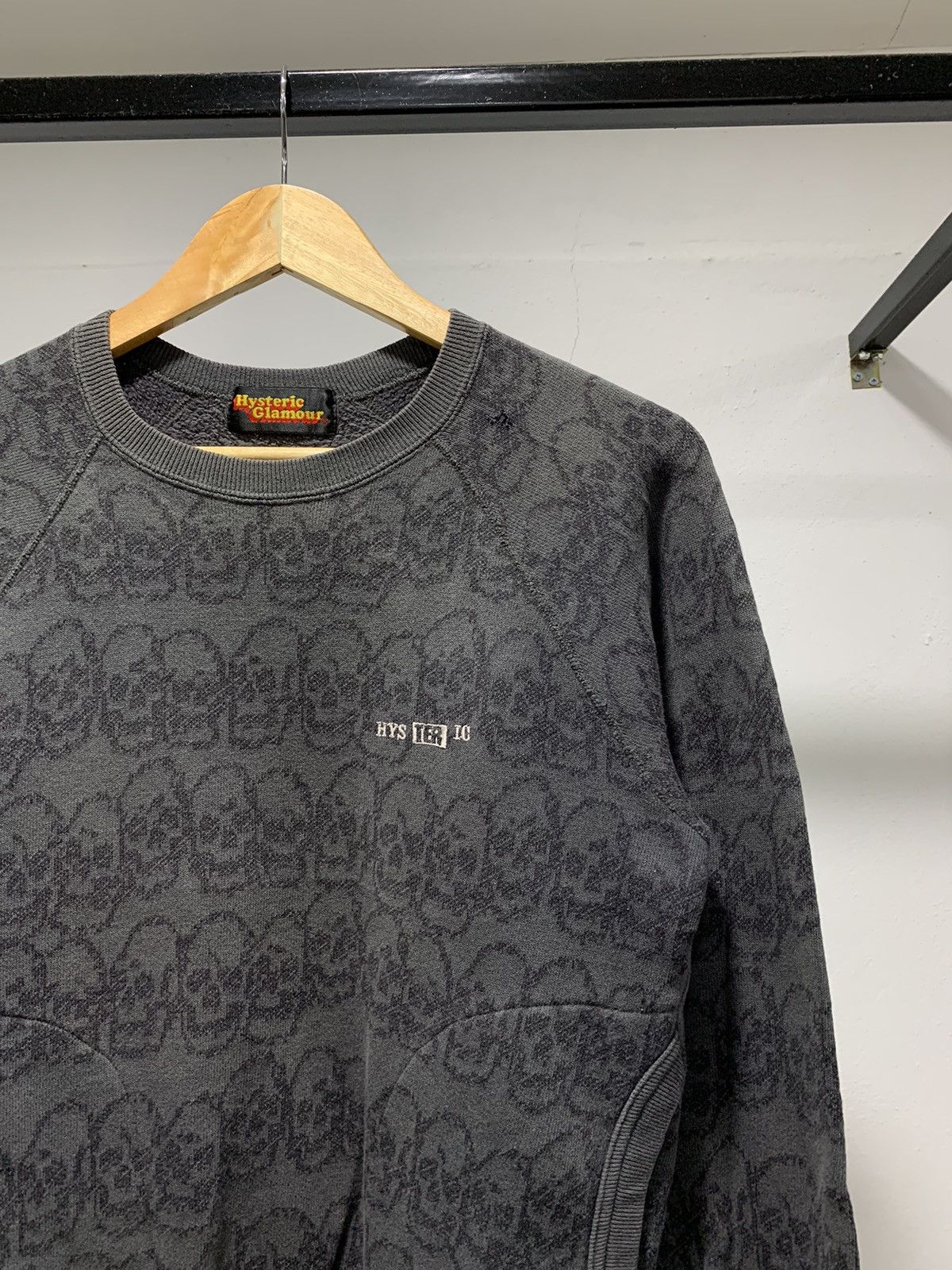 Hysteric Glamour Hysteric Glamour💥 Skull Fullprint Sweater 80s Size XS / US 0-2 / IT 36-38 - 1 Thumbnail