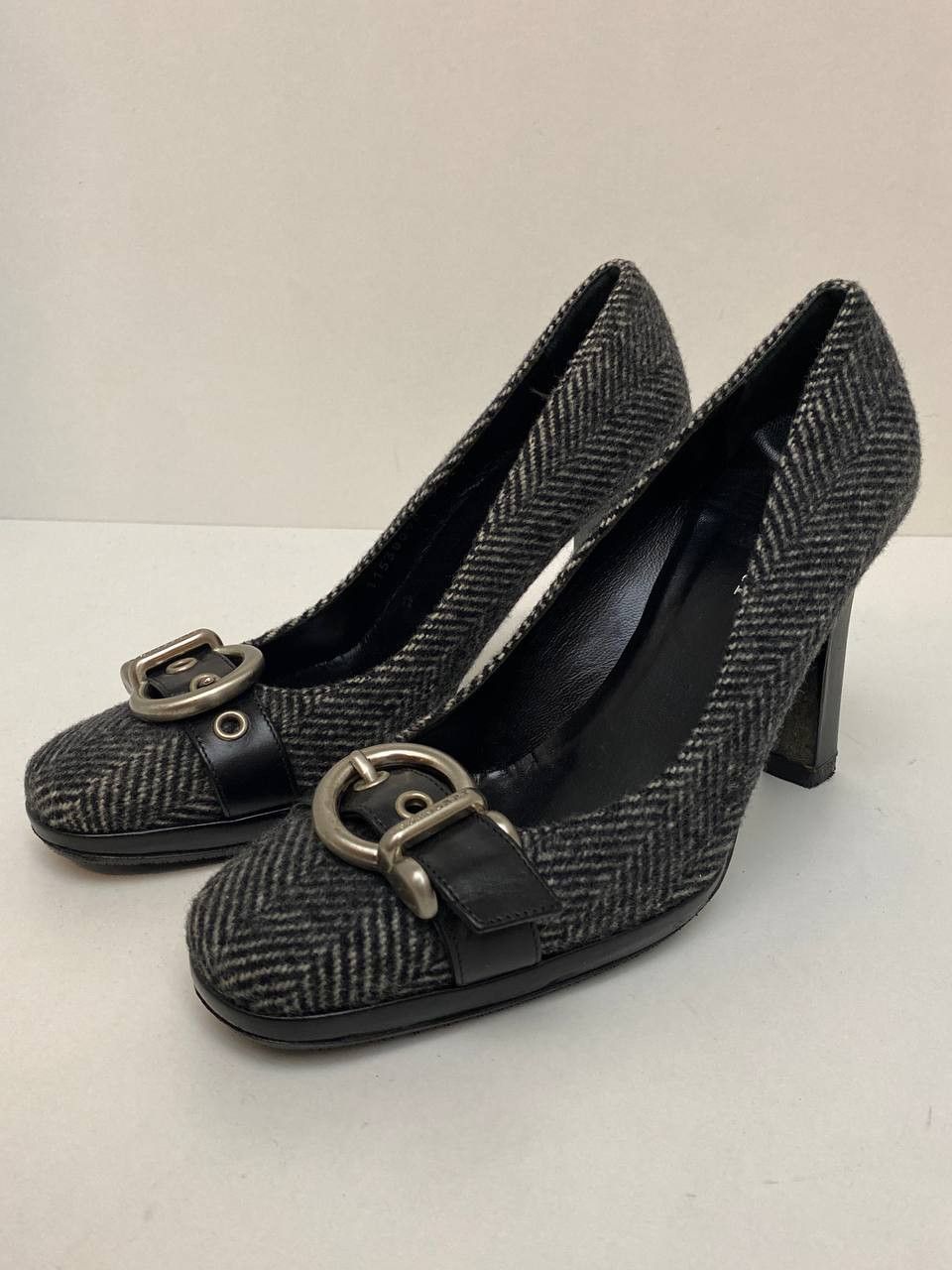 Burberry Burberry Nova Logo Black Pump Wool High Heels Shoes Vintage Size US 6.5 / IT 36.5 - 2 Thumbnail