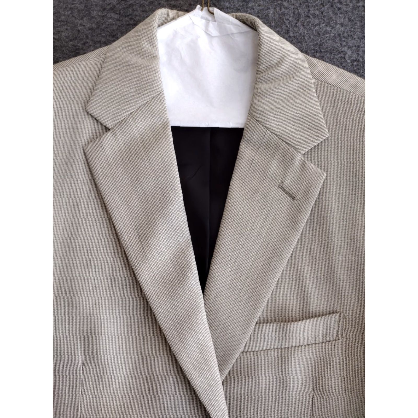 Jos. A. Bank Jos. A. Bank Traveler 2 Button Size 36 Blazer Tailored Fit Men Regular Wool Blazer Solid Light 36s 2-Button Notch Lapel xxs 90s? Size 36R - 3 Thumbnail
