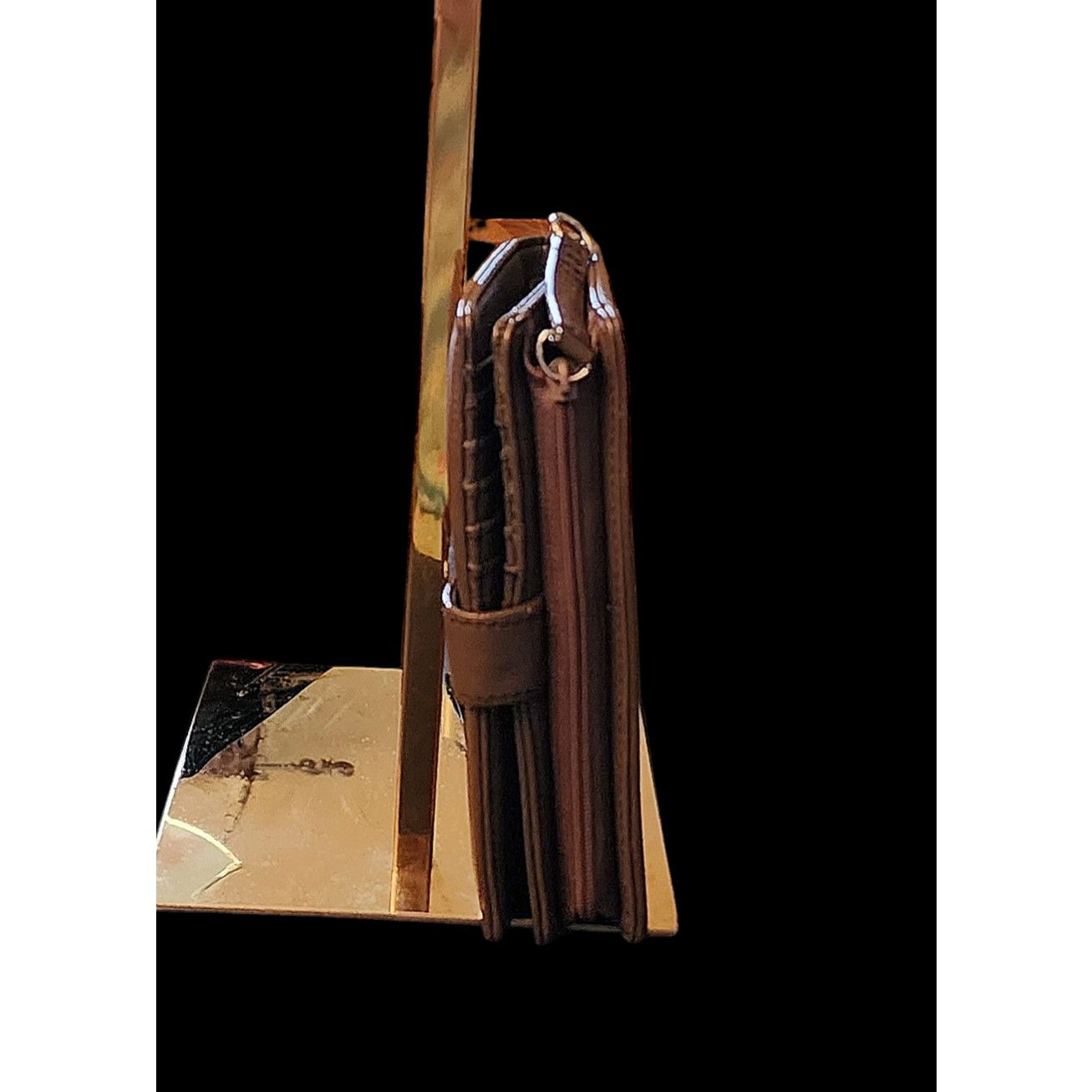 Kenneth Cole Kenneth Cole Reaction Brown leather wallet. Size ONE SIZE - 8 Thumbnail