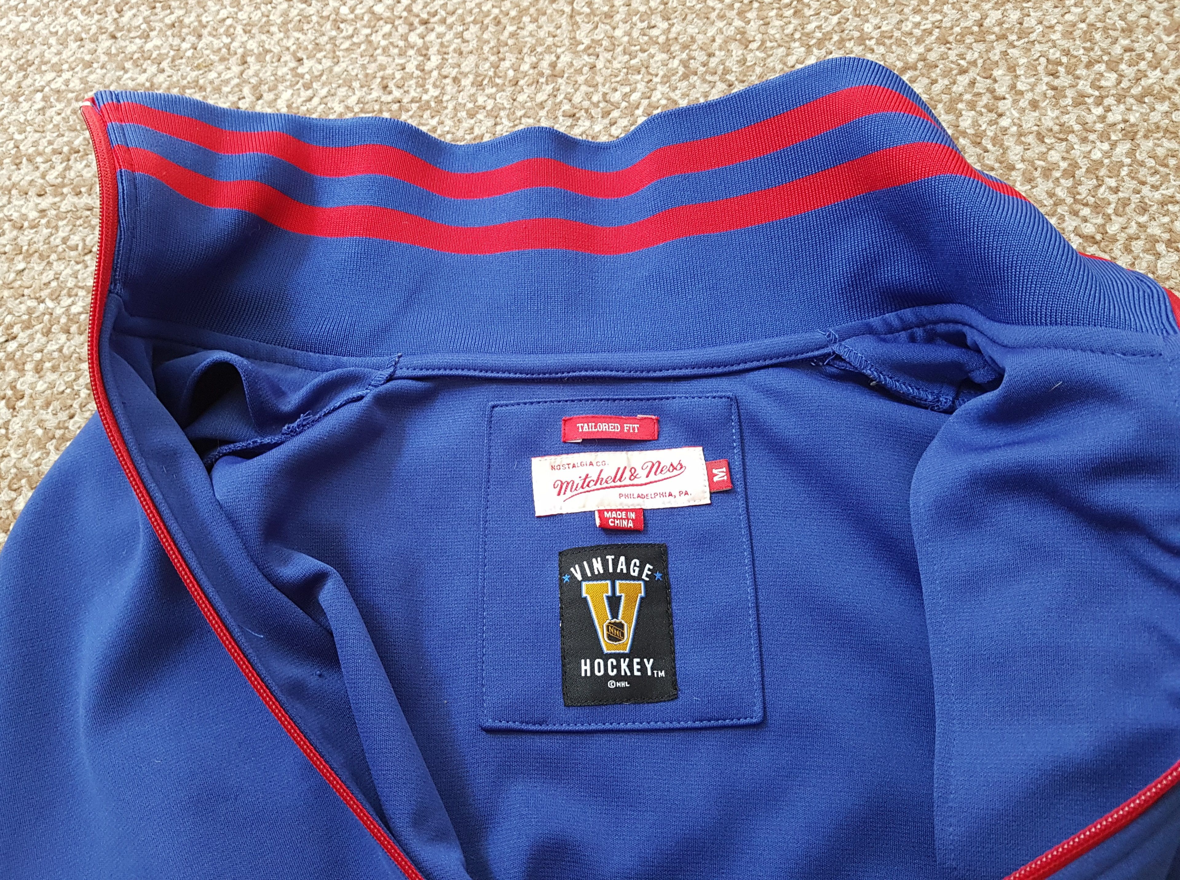 Mitchell & Ness NHL New York Rangers Mitchell & Ness Full Zip Track Jacket M Size US M / EU 48-50 / 2 - 7 Thumbnail