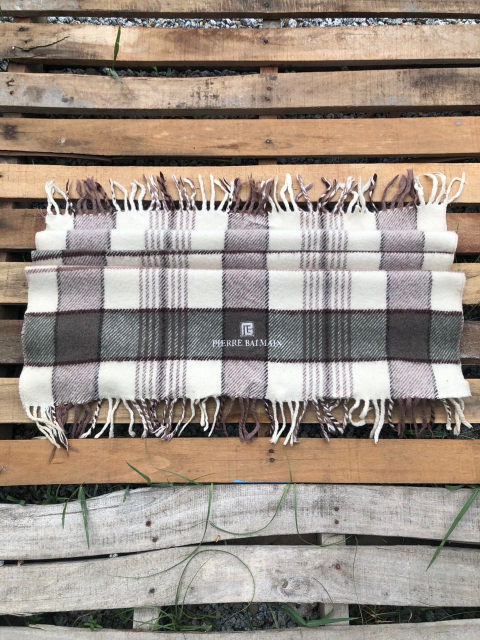 Pierre Balmain × Vintage Vintage 90s Pierre Balmain Scarves/Muffler Size ONE SIZE - 1 Thumbnail