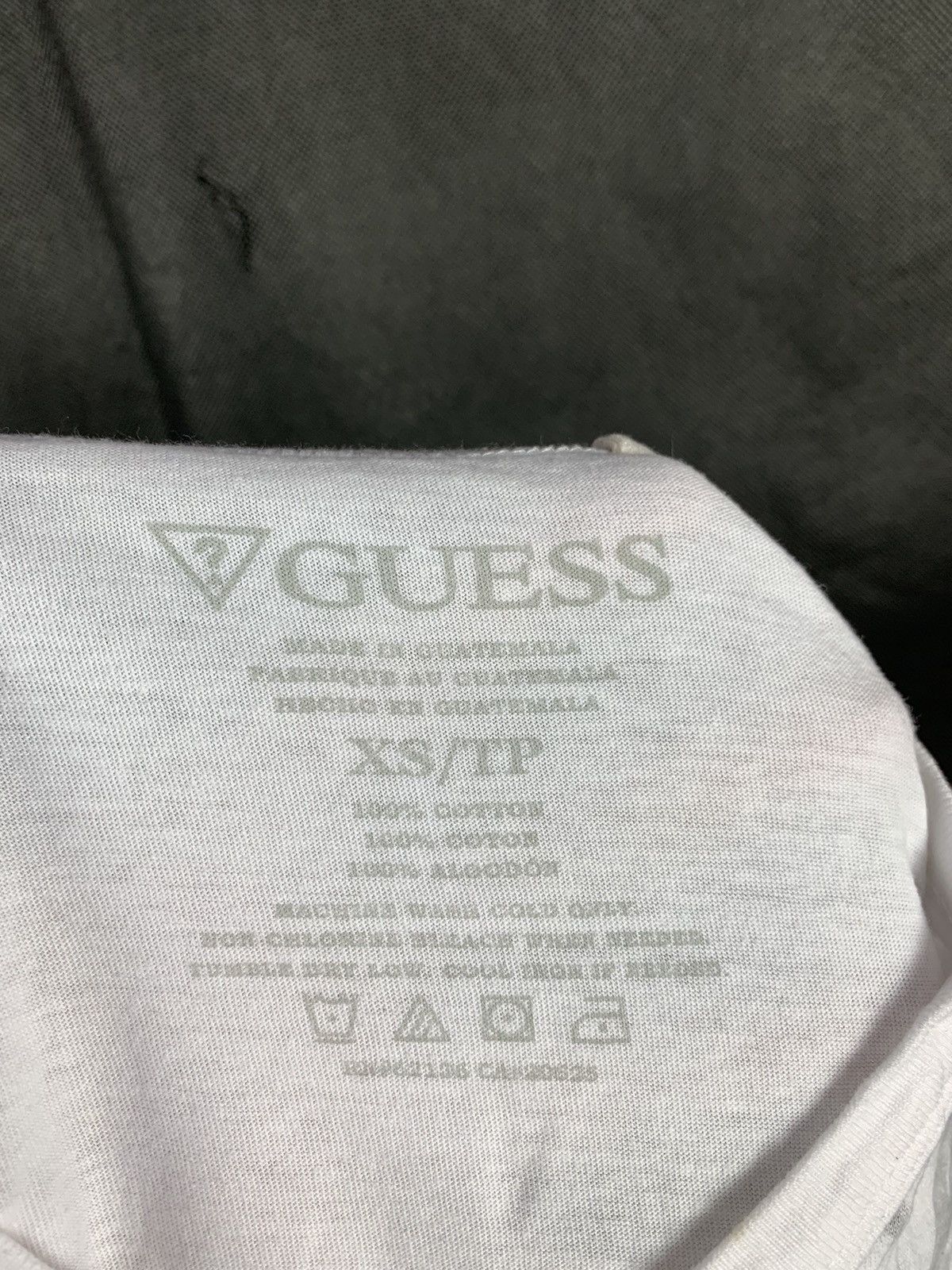 Guess Offer! Guess Los Angeles Brand Tee Size US XS / EU 42 / 0 - 5 Thumbnail