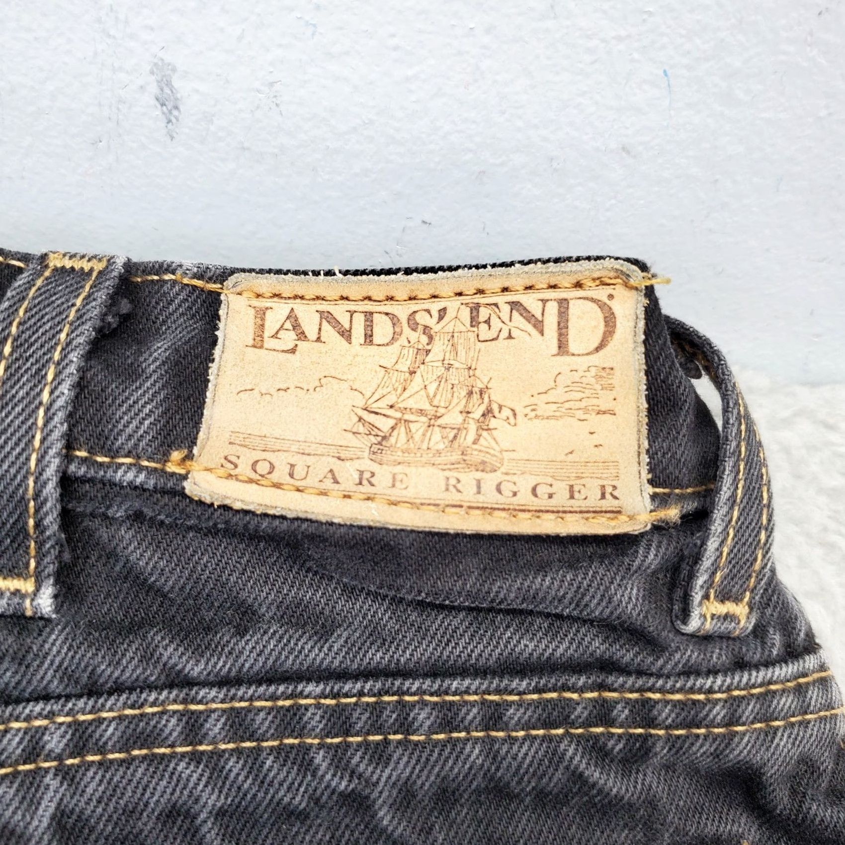 Lands' End Lands' End Mens Jeans 33 Black Denim Stretch Boho Streetwear Grunge Straight Leg Jeans Mens Size 33 Black Denim 5-Pocket Regular Fit Vintage? No Size US 33 - 8 Thumbnail