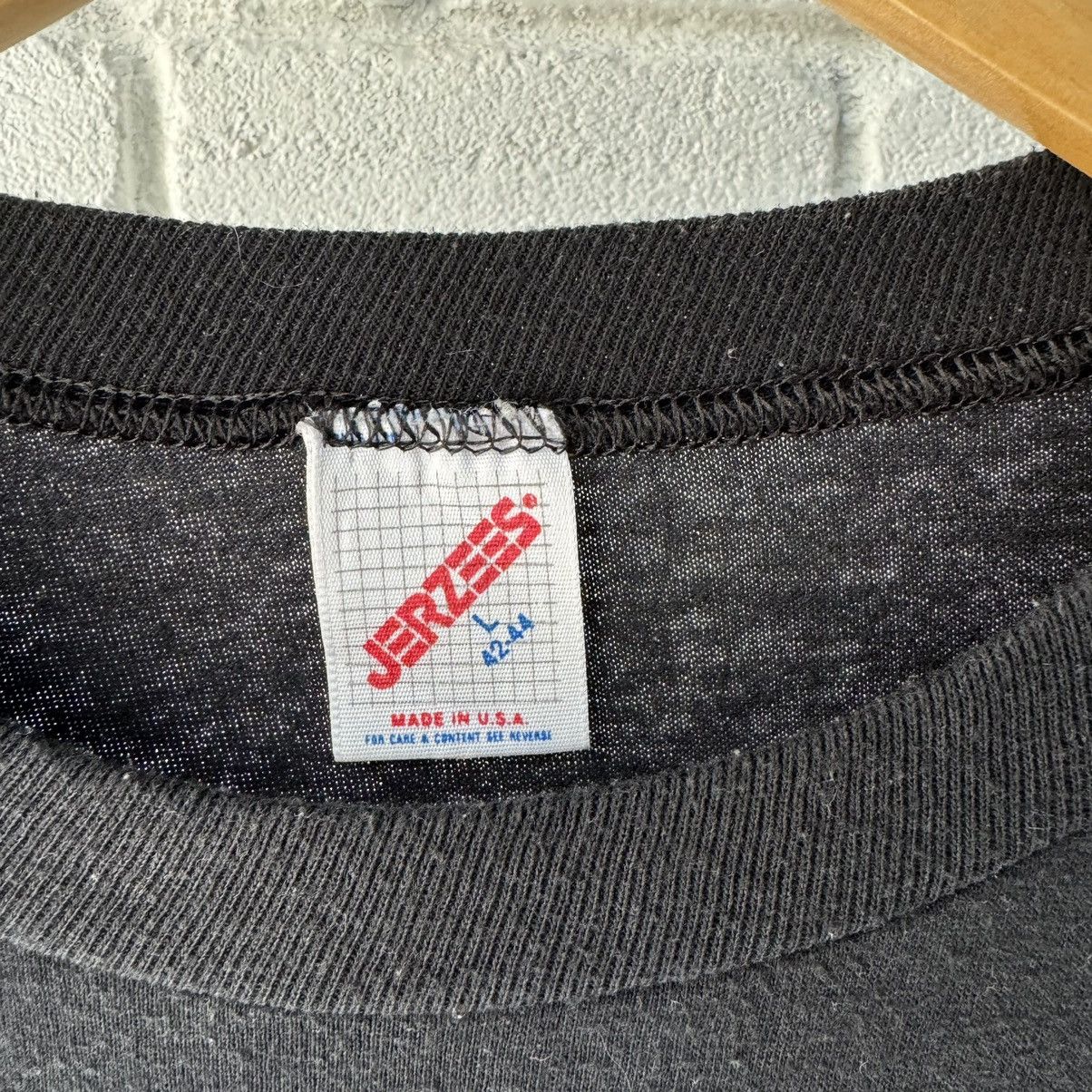 Vintage Somebody Has To Be The Bitch Tee Size US L / EU 52-54 / 3 - 6 Thumbnail