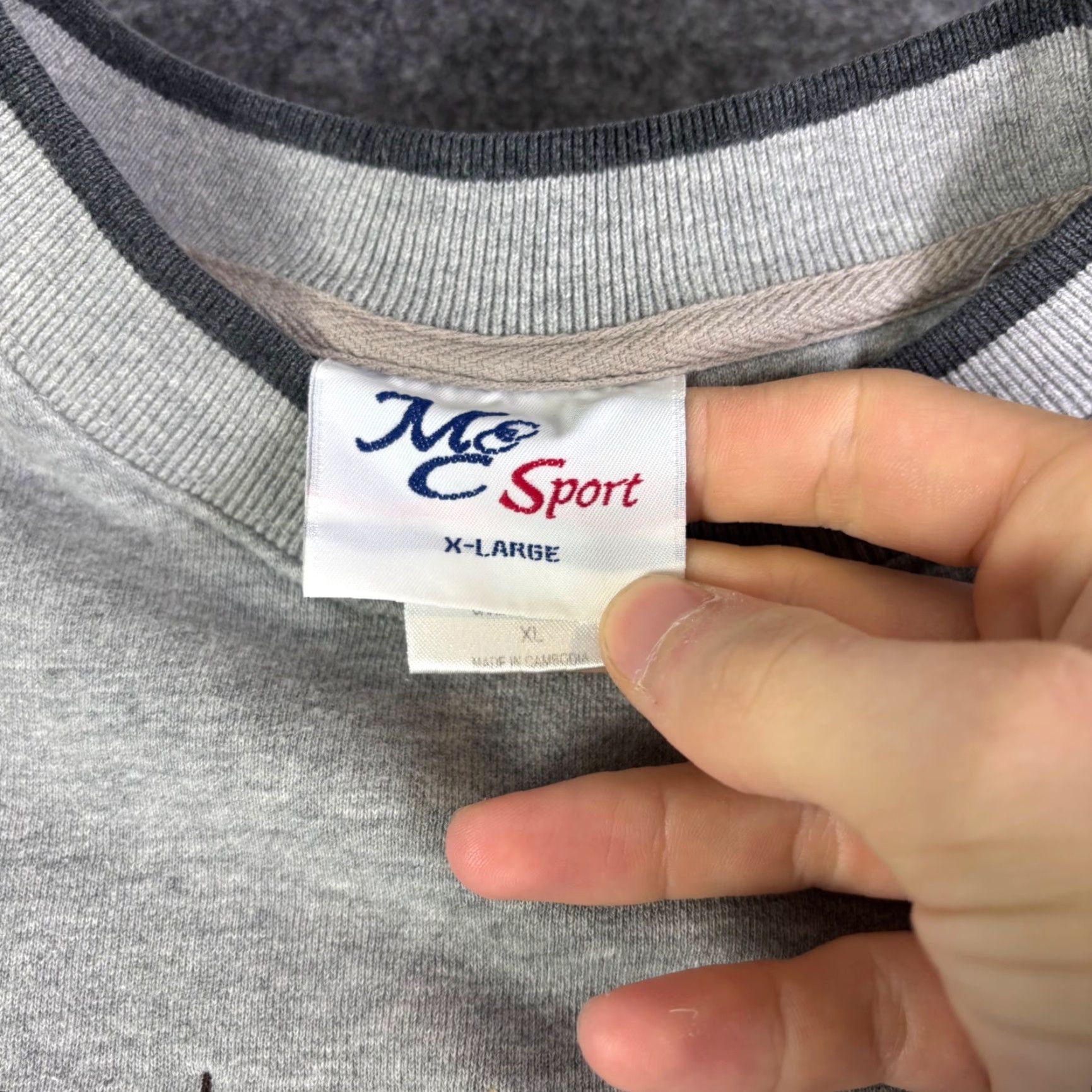Vintage VINTAGE MC Sports Mens Graphic Sweatshirt Gray Deer Nature Outdoor Adventure XL Size US XL / EU 56 / 4 - 5 Thumbnail