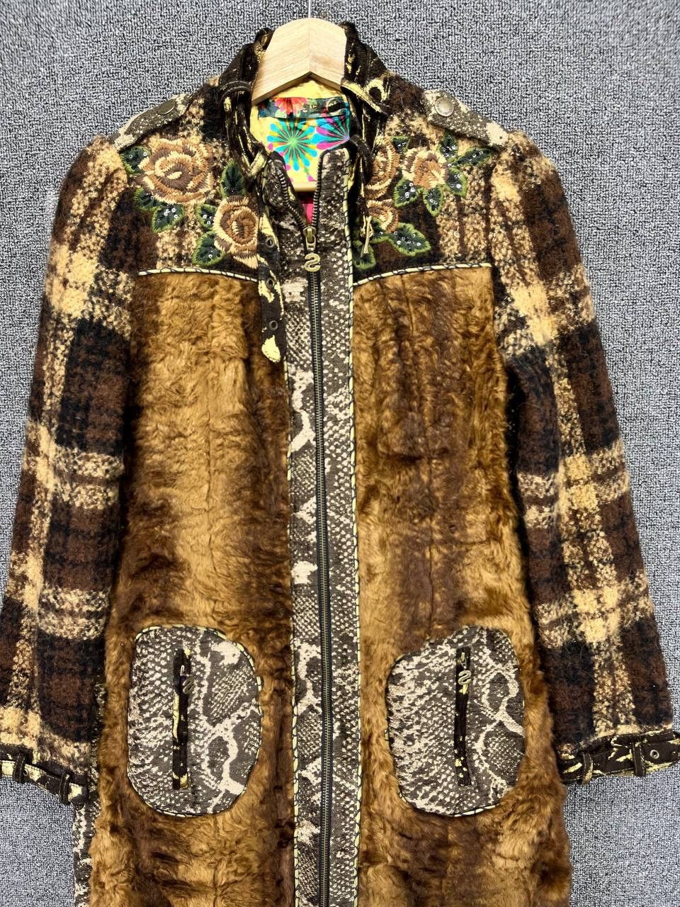 Desigual Vintage Desigual Cobra Wool Long Jacket Size XS / US 0-2 / IT 36-38 - 3 Thumbnail