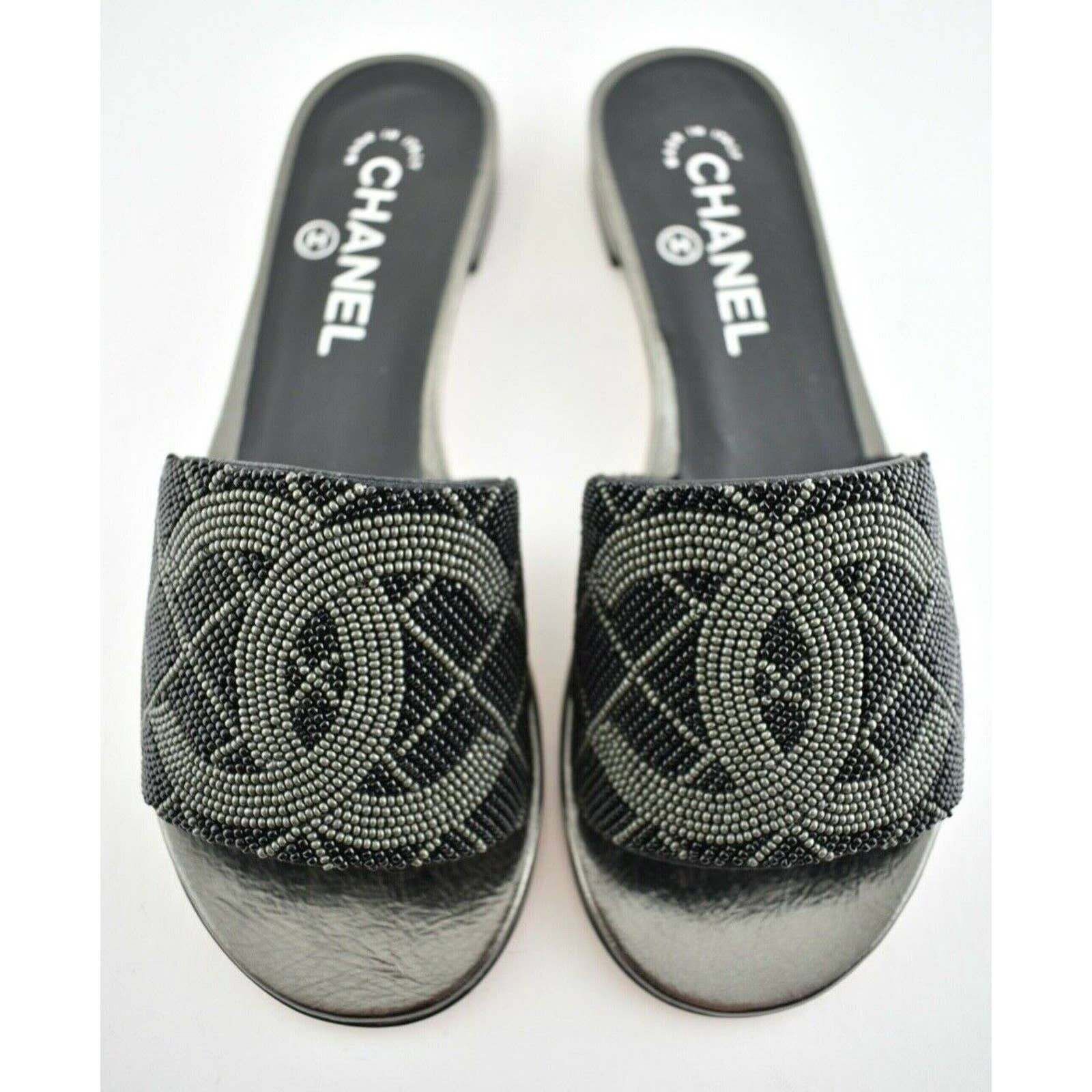 Chanel Chanel 20P Black Grey Pearl Embroidery Bead CC Logo Size US 7 / IT 37 - 1 Thumbnail