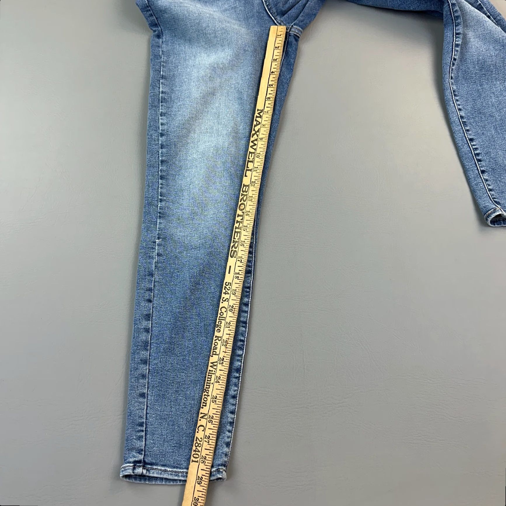 Vintage Modern American Jeans Women’s 31 Casper Blue High Rise Soho Crop Stretch USA Jeans Women Size 24" / US 00 / IT 34 - 2 Thumbnail