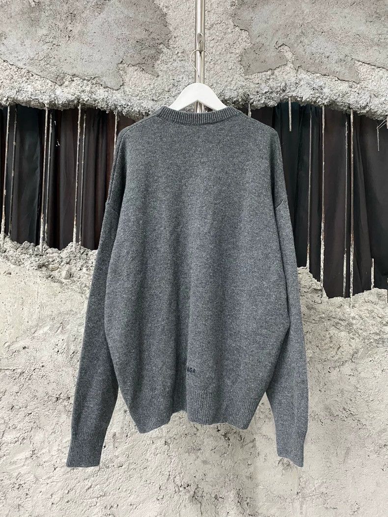 Balenciaga Balenciaga Embroidered Logo Sweater Size US XS / EU 42 / 0 - 2 Thumbnail