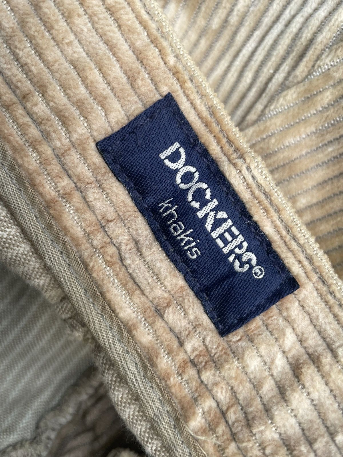 Dockers × Vintage Vintage Dockers Coduroy Trouser Size US 37 - 17 Thumbnail
