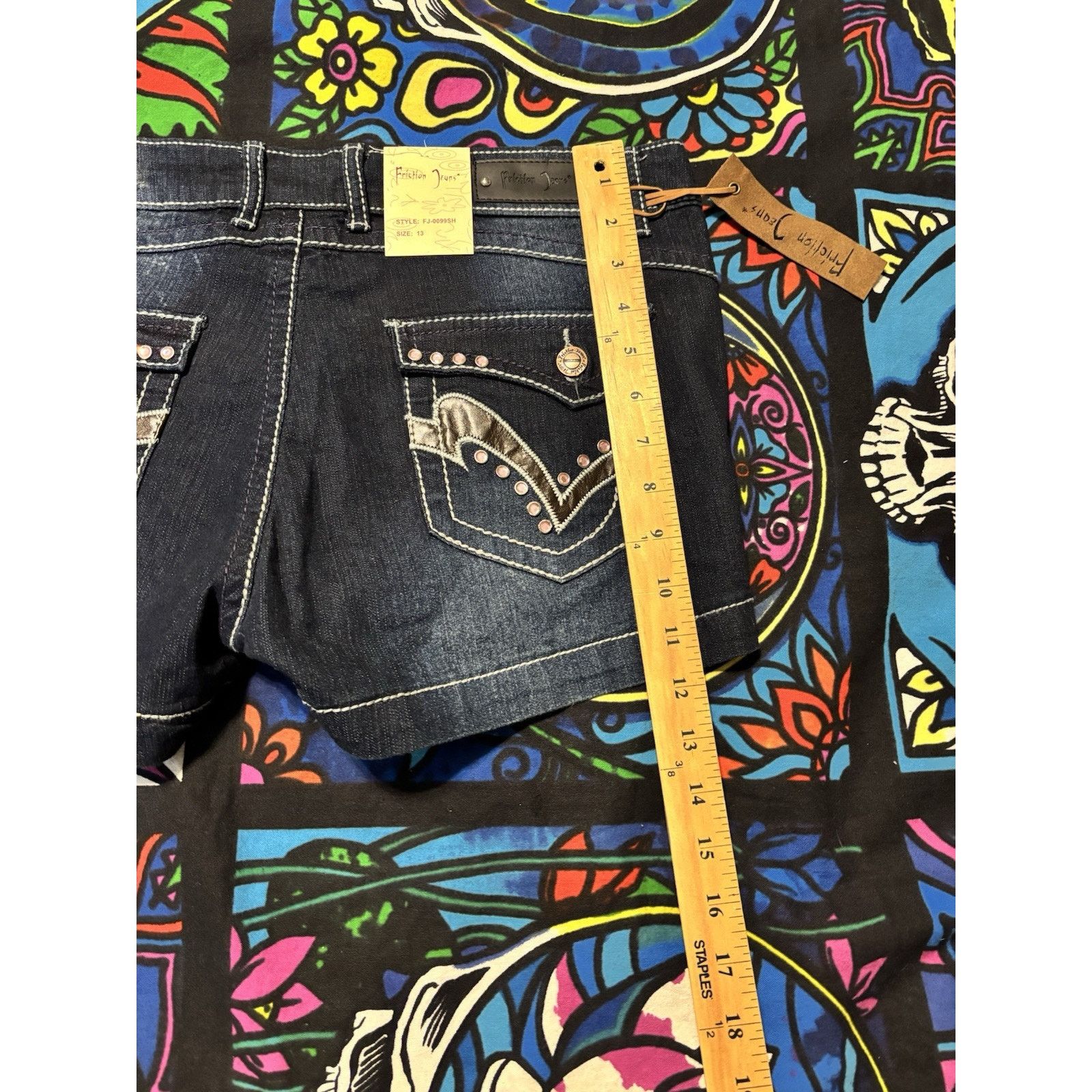 Vintage ladies shorts friction jeans 13 Size 36" / US 14 / IT 50 - 3 Thumbnail