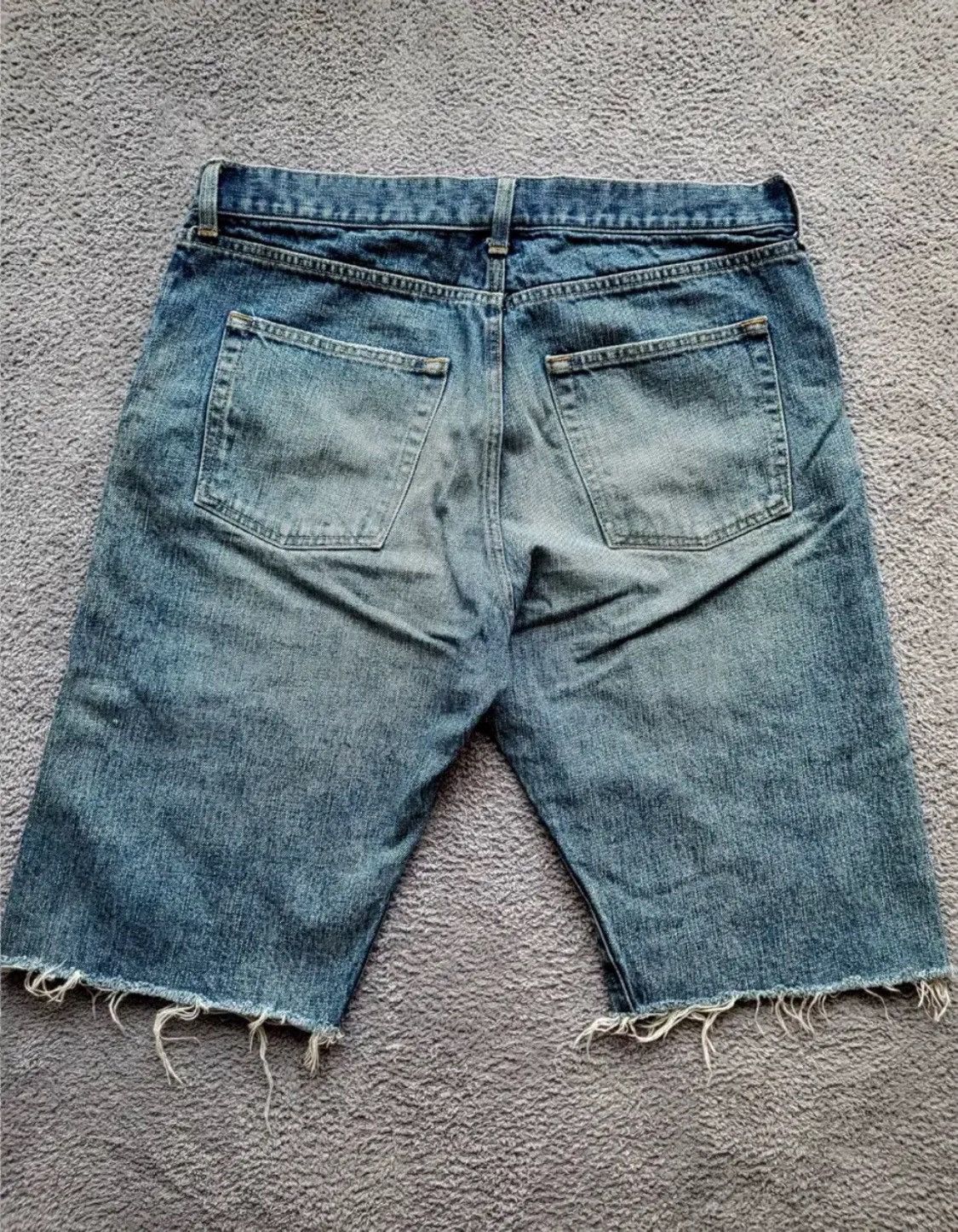 Saint Laurent Paris Saint Laurent Cut-Off Denim Shorts Size US 32 / EU 48 - 2 Thumbnail