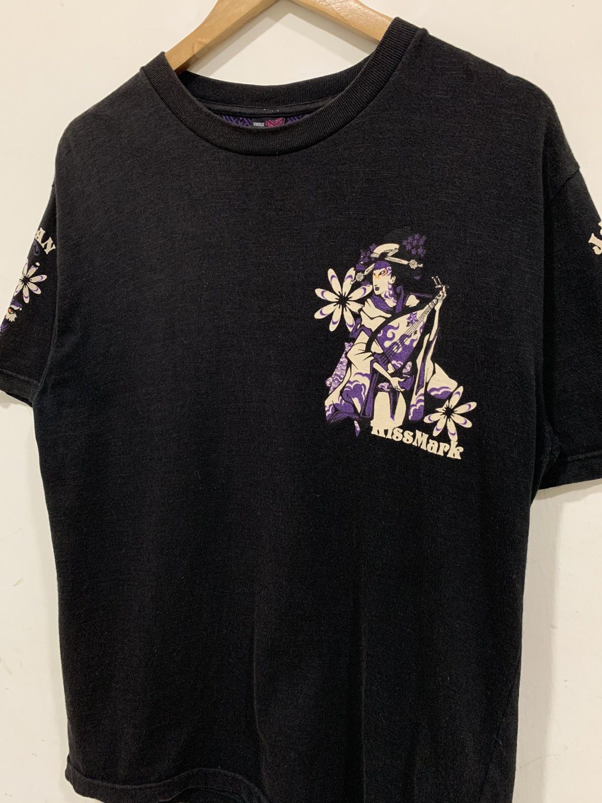 Japanese Brand 🔥KISSMARK🔥Sukajan Shake A SoulRock Tshirt Size US M / EU 48-50 / 2 - 3 Thumbnail