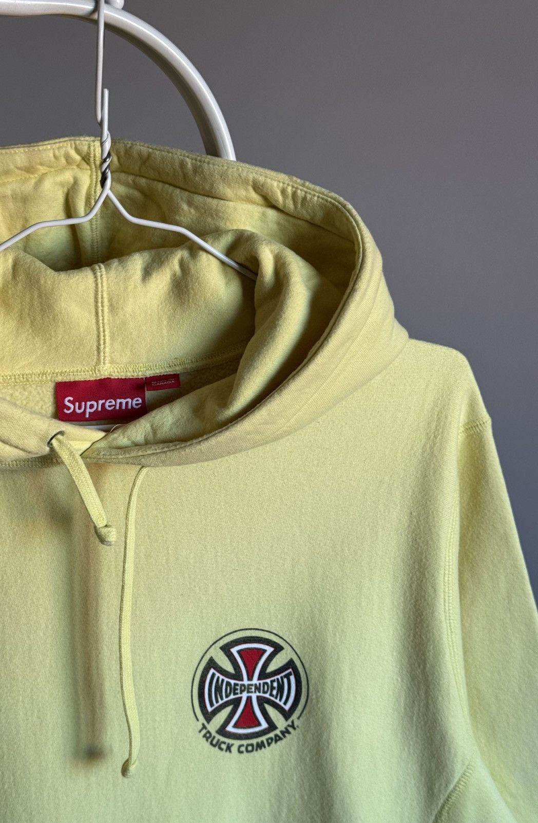 Supreme Supreme Independent Big Logo Yellow Hoodie Large Sweatshirt Size US L / EU 52-54 / 3 - 3 Thumbnail
