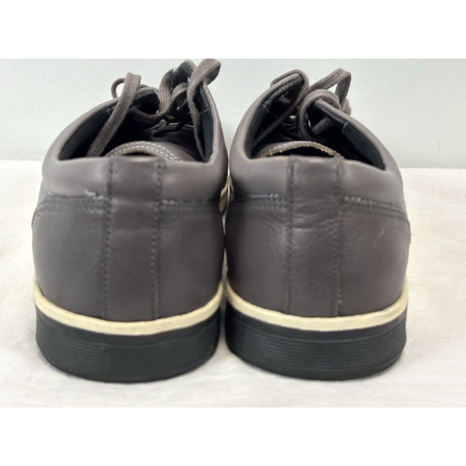 Cole Haan VINTAGE? Wait: It's not vintage. So: Cole Haan Leather Oxford Sneakers Mens Sz 11 M Gray Lace-Up Cap Toe Casual Shoes Size ONE SIZE - 4 Thumbnail