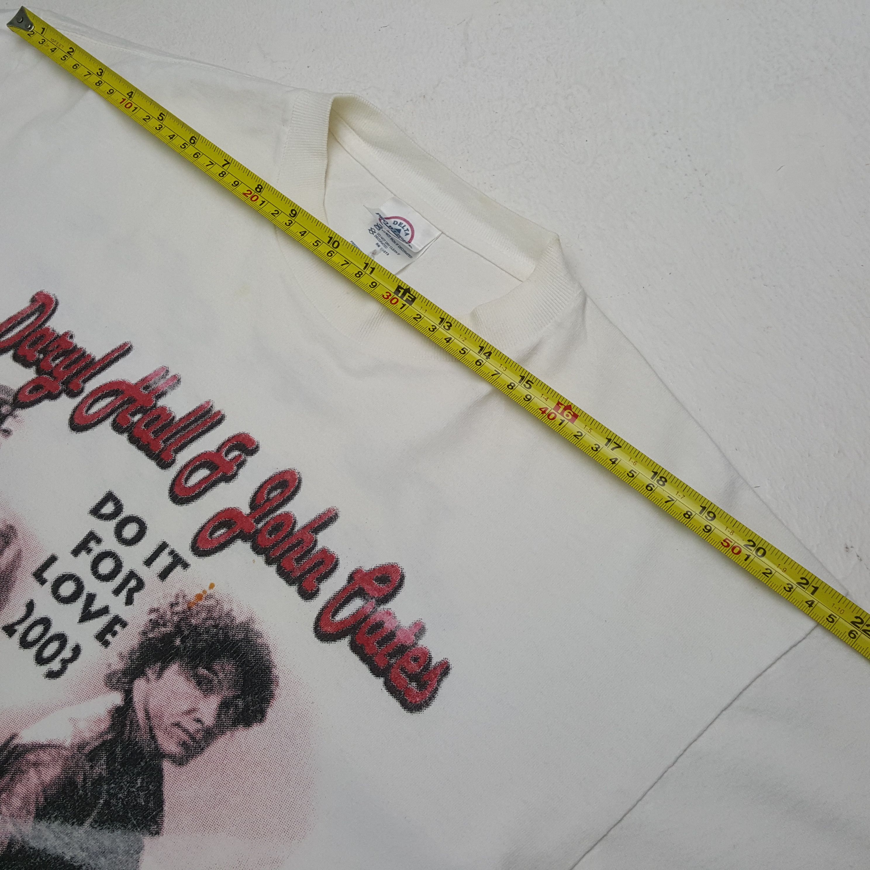 Vintage Daryl Hall & John Eates Long Sleeve Tshirt RR3 Size US XL / EU 56 / 4 - 7 Thumbnail
