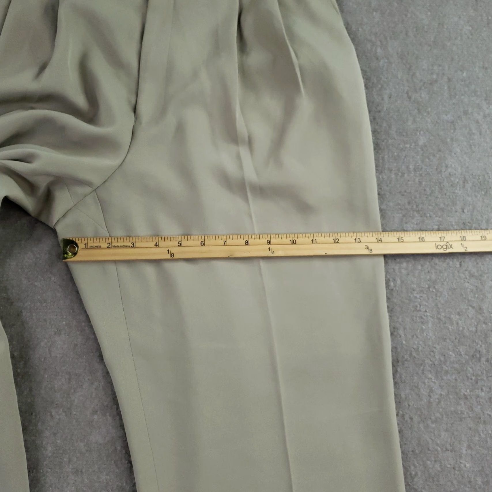 Ralph Lauren Lauren Ralph Lauren Pants Mens Dress Pants Pleated Front Beige Tan 36x33 Classic Fit ZIP Fly Pockets Button 100% Polyester Formal Workwear Mens Size US 36 / EU 52 - 5 Thumbnail