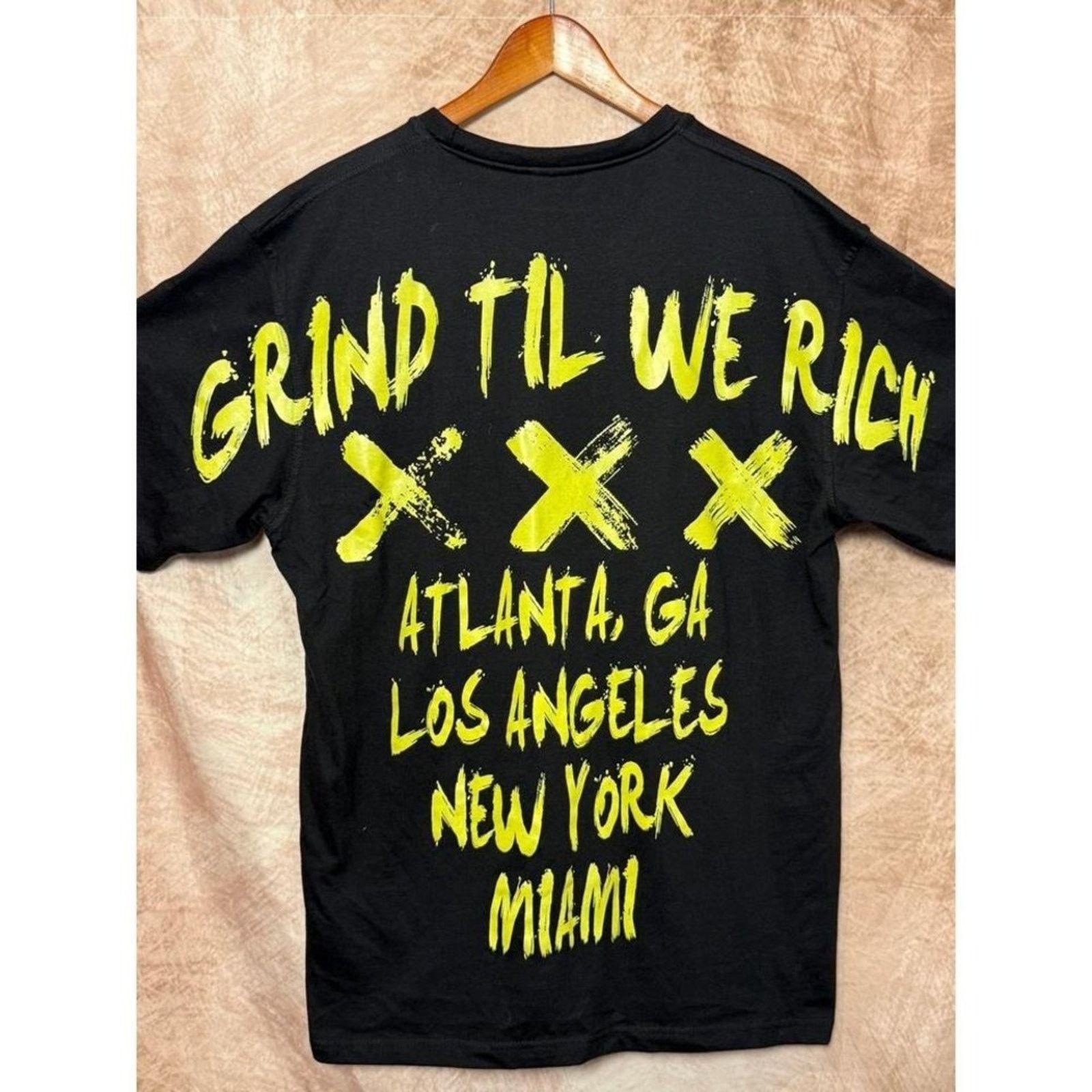 Other Grind Til We Rich Streetwear Graphic Tee Size XL Size US XL / EU 56 / 4 - 5 Thumbnail