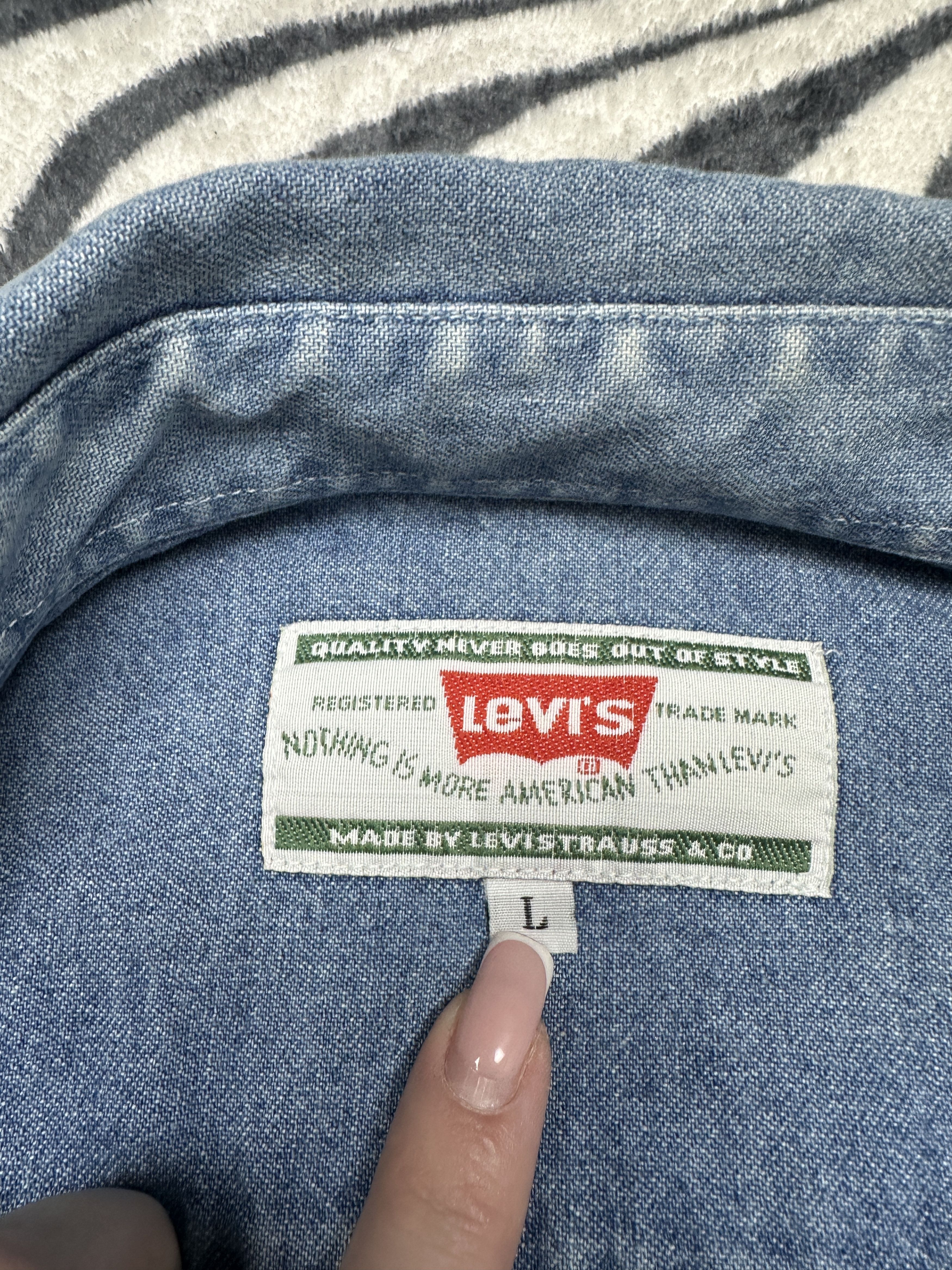 Levi's Levi's 90s Vintage Mens Denim Shirt Size US L / EU 52-54 / 3 - 4 Thumbnail
