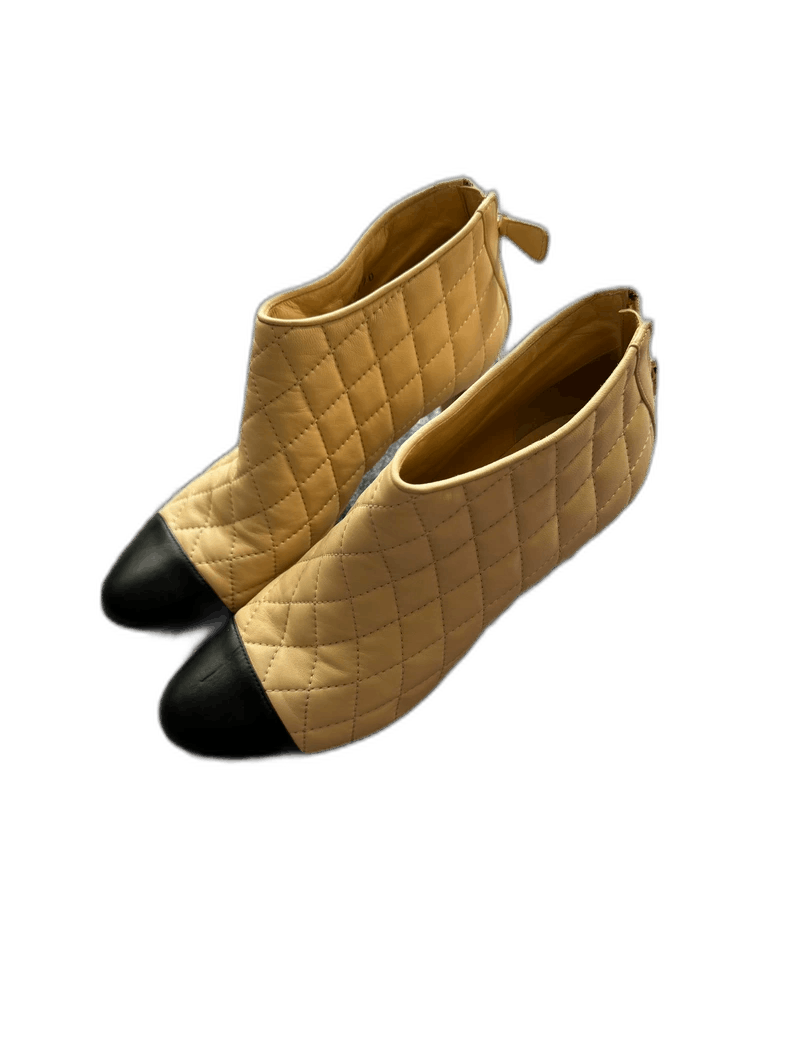 Chanel Chanel Quilted Beige High Heels-yf Size US 7 / IT 37 - 1 Thumbnail