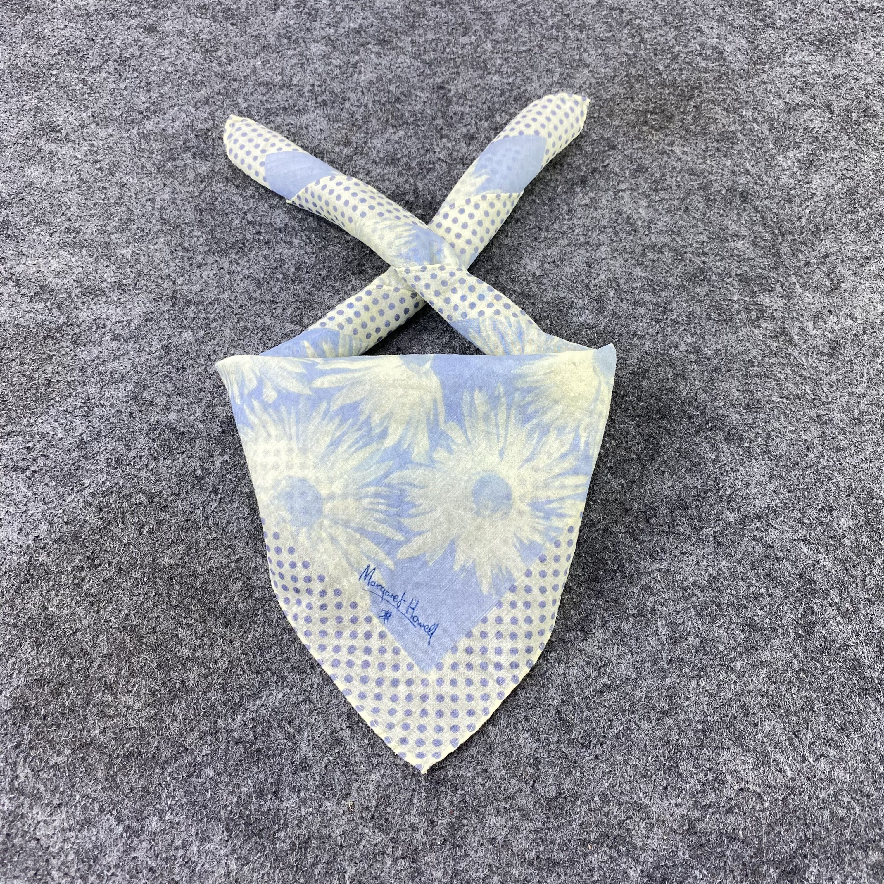 Margaret Howell Margaret Howell Handkerchiefs / Bandana / Neckerchief-B1205 Size ONE SIZE - 2 Thumbnail