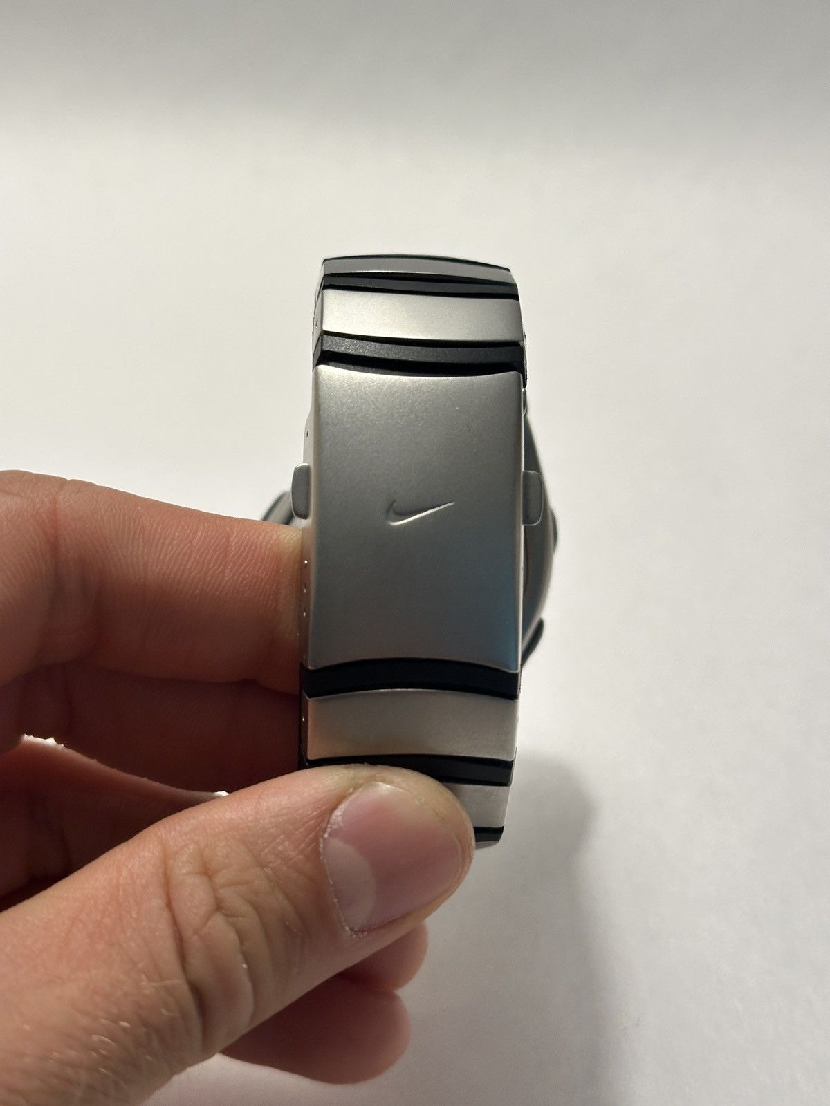 Nike × Vintage NIKE TRIAX STAINLESS STEEL QUARTZ WATCH, WG80-4010 Size 32 - 2 Thumbnail