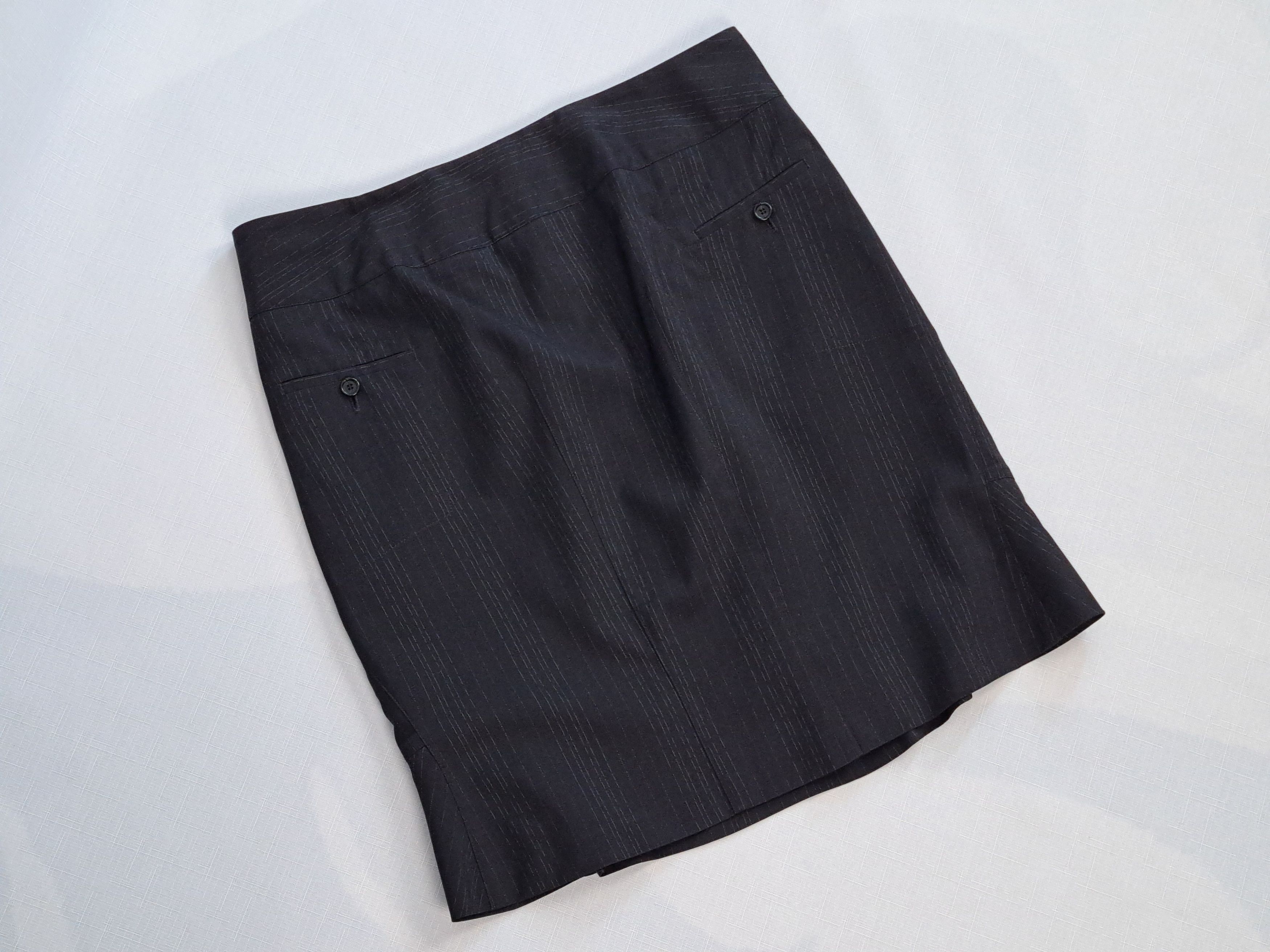 Marithe + Francois Girbaud Marithe Francois Girbaud wool/cotton skirt. Size 40. Size 34" / US 12 / IT 48 - 4 Thumbnail
