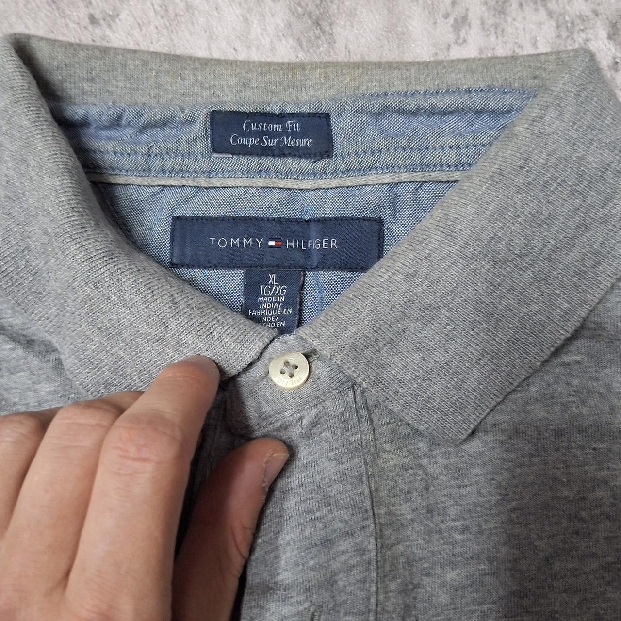 Tommy Hilfiger Gray T-shirt vinatge hip hop Size US XL / EU 56 / 4 - 4 Thumbnail
