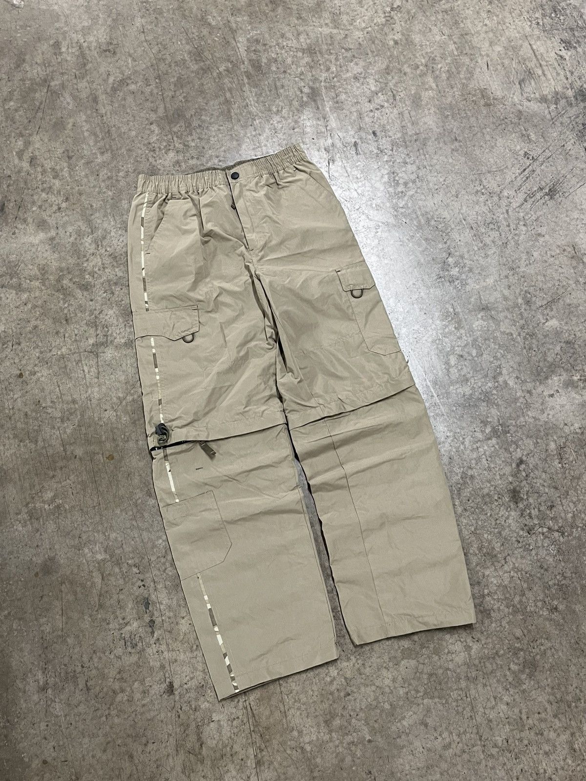 Carhartt × Vintage Y2k baggy fit utility cargo track pants baggy wide leg hype Size US 30 / EU 46 - 1 Thumbnail