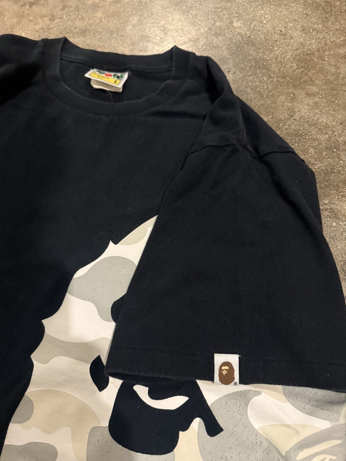 Bape Vintage bape shirt glow in the dark Size US L / EU 52-54 / 3 - 6 Thumbnail