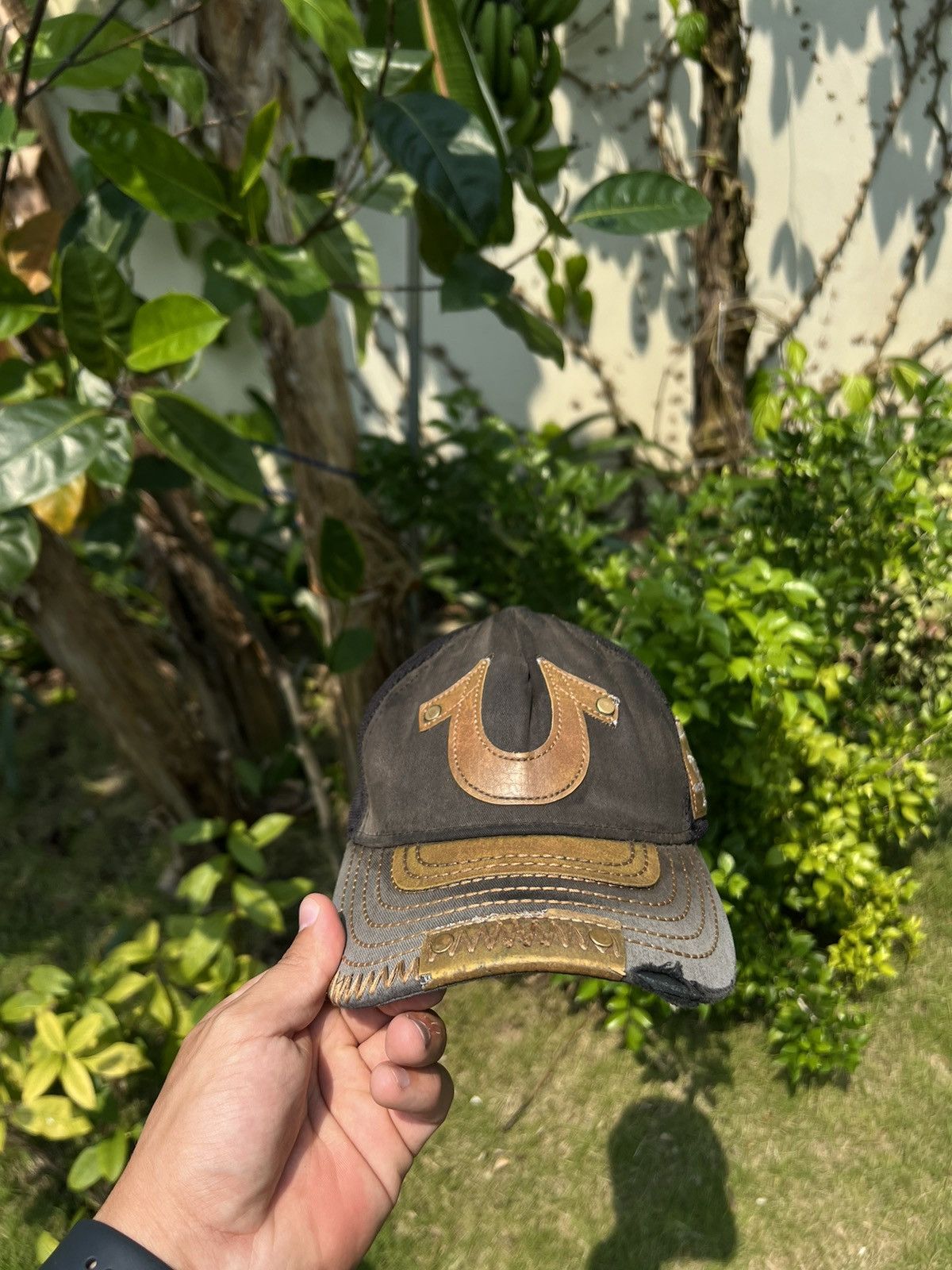 True Religion 00’s TRUE RELIGION DISTRESSED SUN FADED CAP AVANT-GARDE Size ONE SIZE - 3 Thumbnail