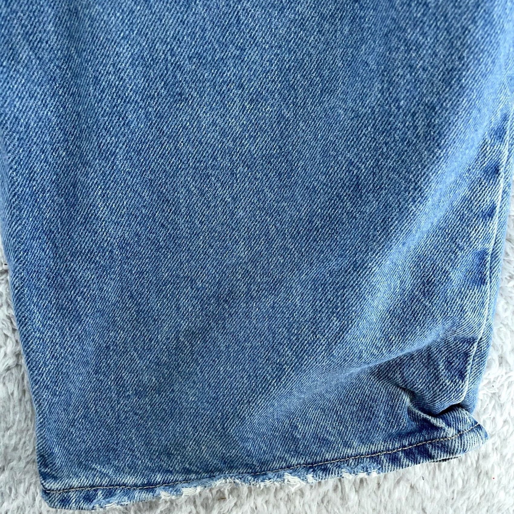 Vintage Universal Thread Jeans Womens 4 Blue Distressed Mid Rise 90s Baggy Denim Relaxed Pockets Vel 31in Inseam Size 27" / US 4 / IT 40 - 5 Thumbnail