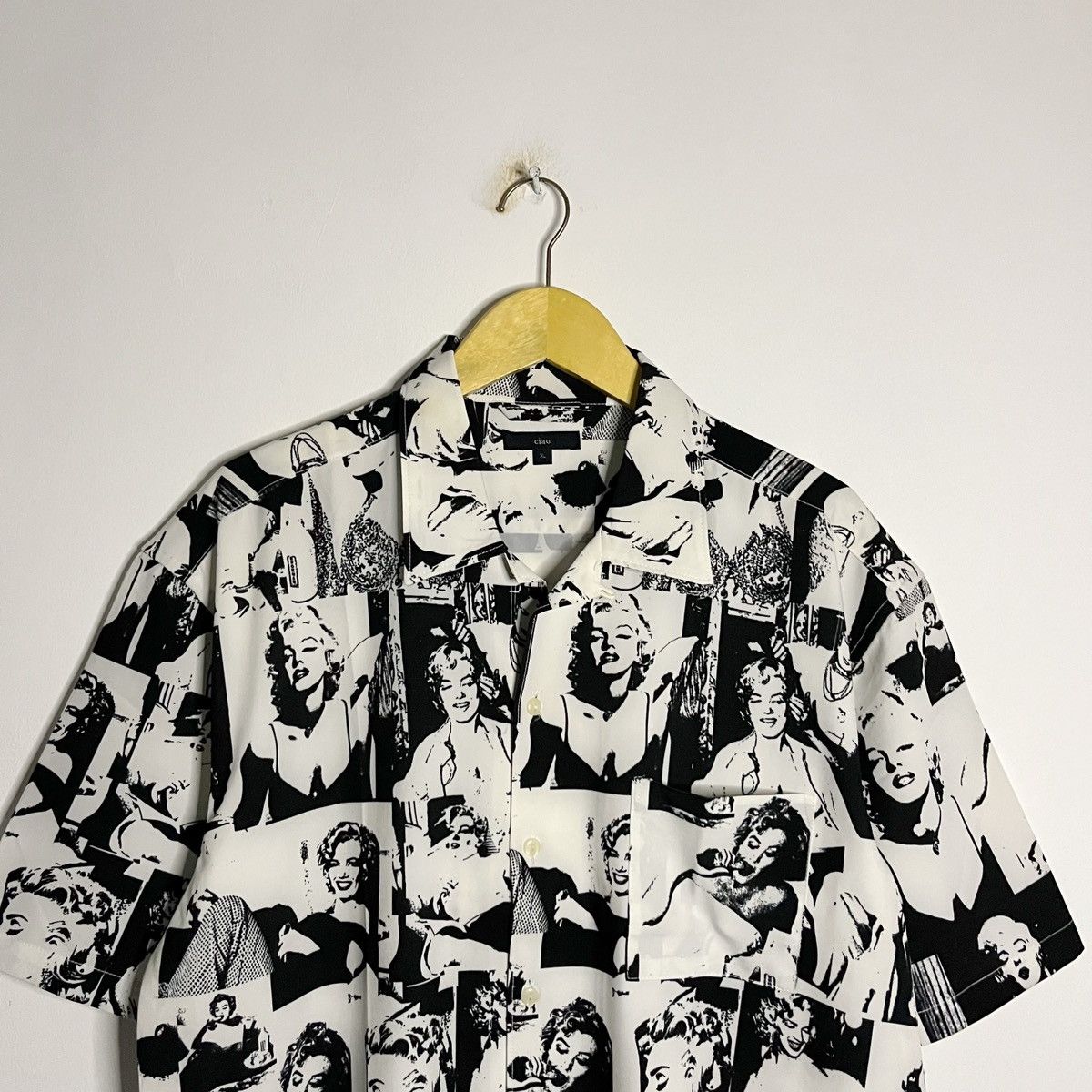 If Six Was Nine Marilyn Monroe Graphic Ciao Pop Art Camp Collar Shirt Size US XL / EU 56 / 4 - 3 Thumbnail