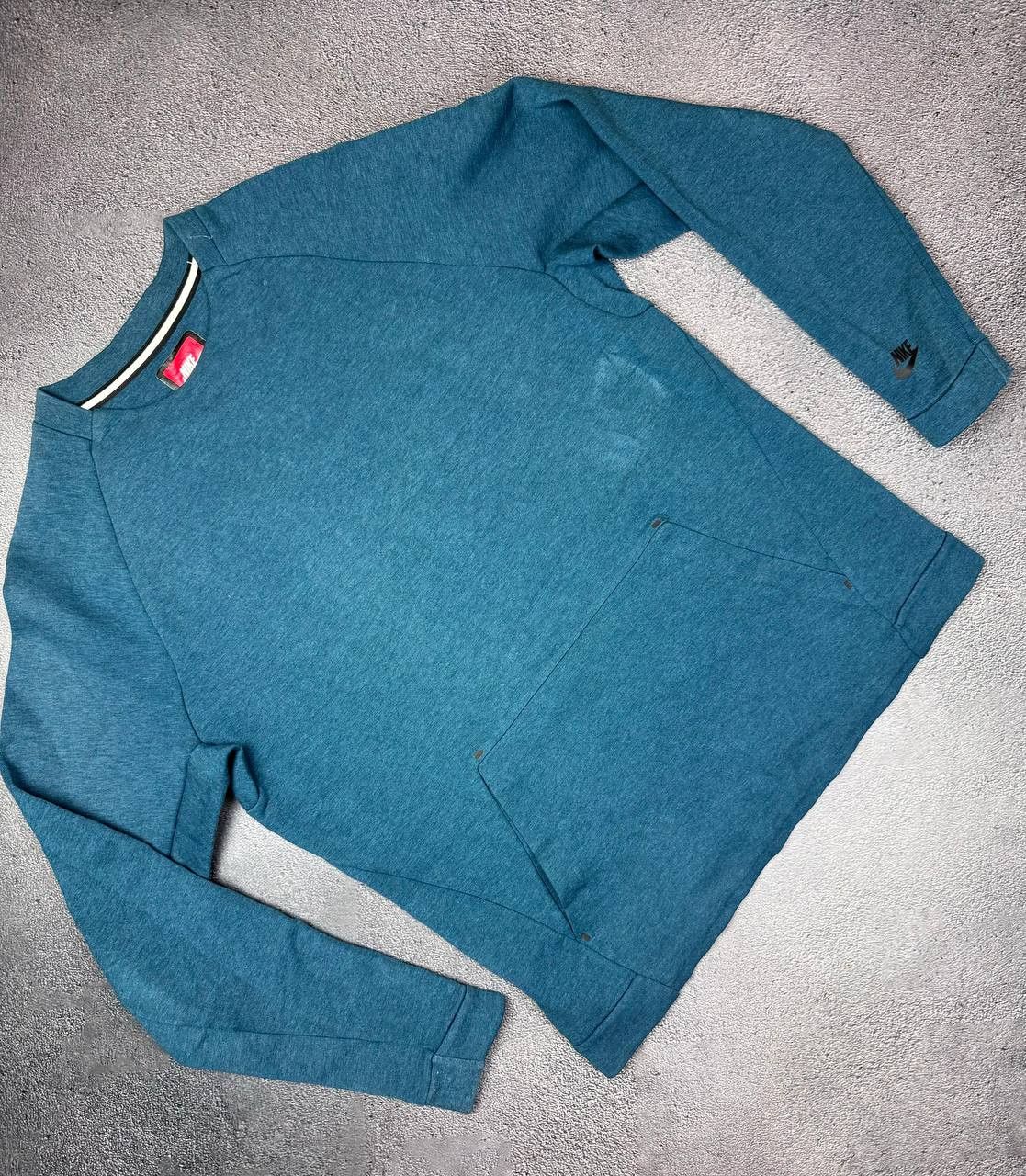 Nike Nike Tech Fleece Plain Crew Sweatshirt L Size US L / EU 52-54 / 3 - 1 Thumbnail