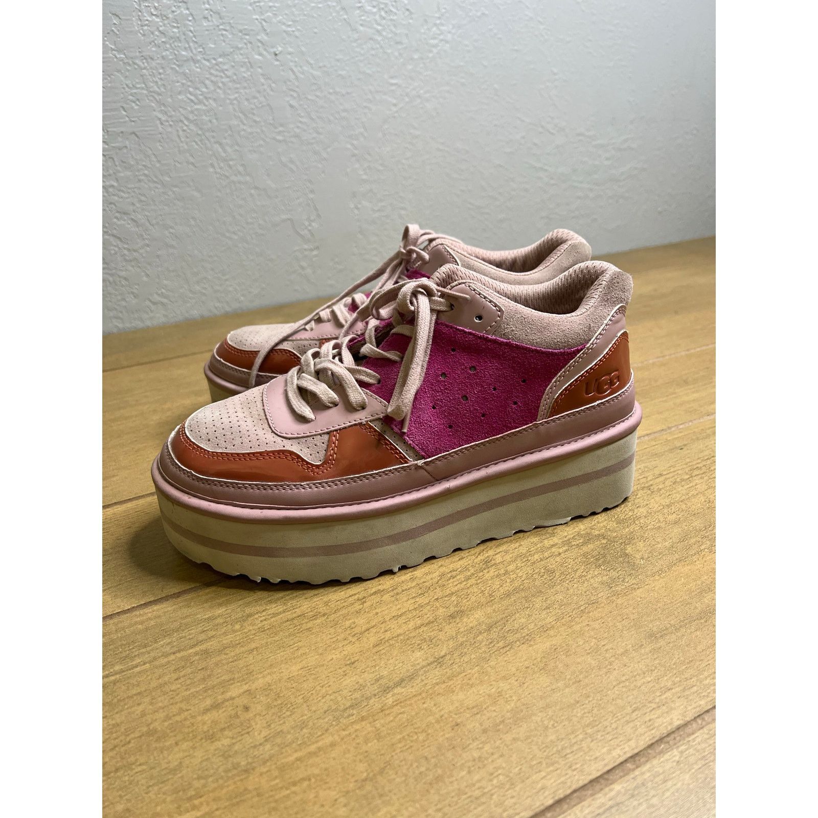 Ugg UGG Platform Sneakers Pink Suede Leather Chunky Womens Sz 9 Size US 9 / IT 39 - 12 Thumbnail
