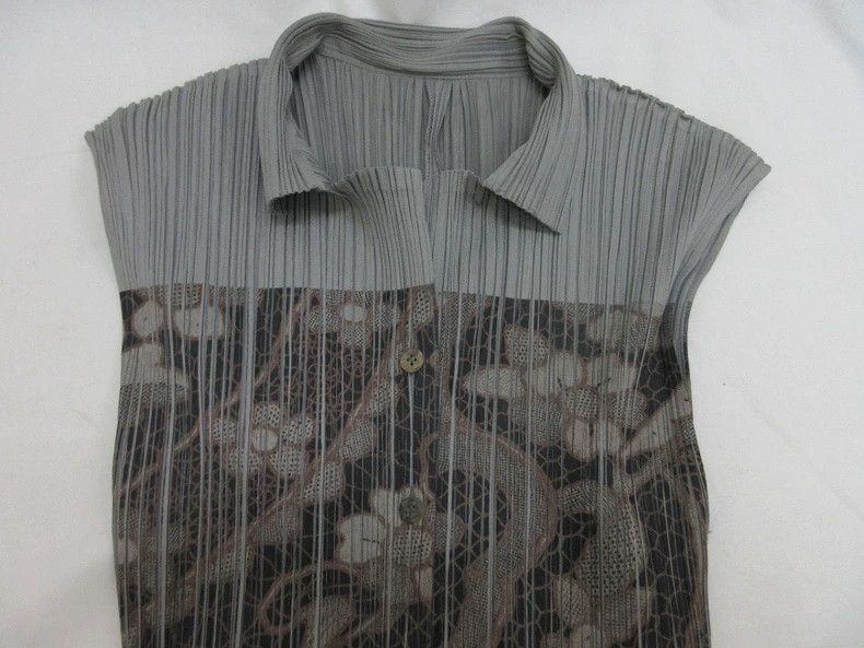 Issey Miyake issey miyake size:3 Oriental pleated coat 2505-Nextarrow Size XXS / US 00 / IT 34 - 2 Thumbnail
