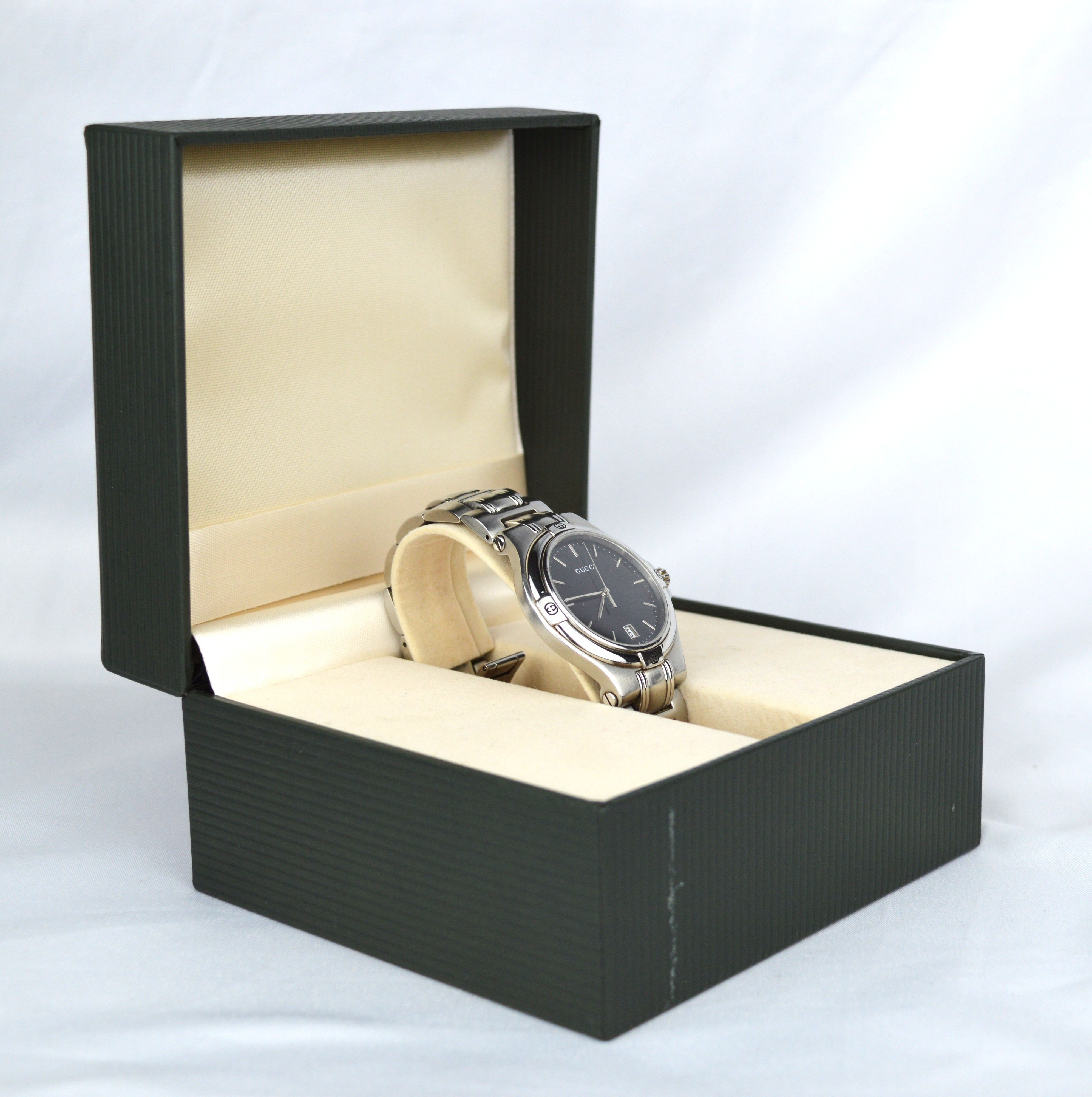 Gucci Gucci 9040M black dial watch with box Size 34 - 8 Thumbnail