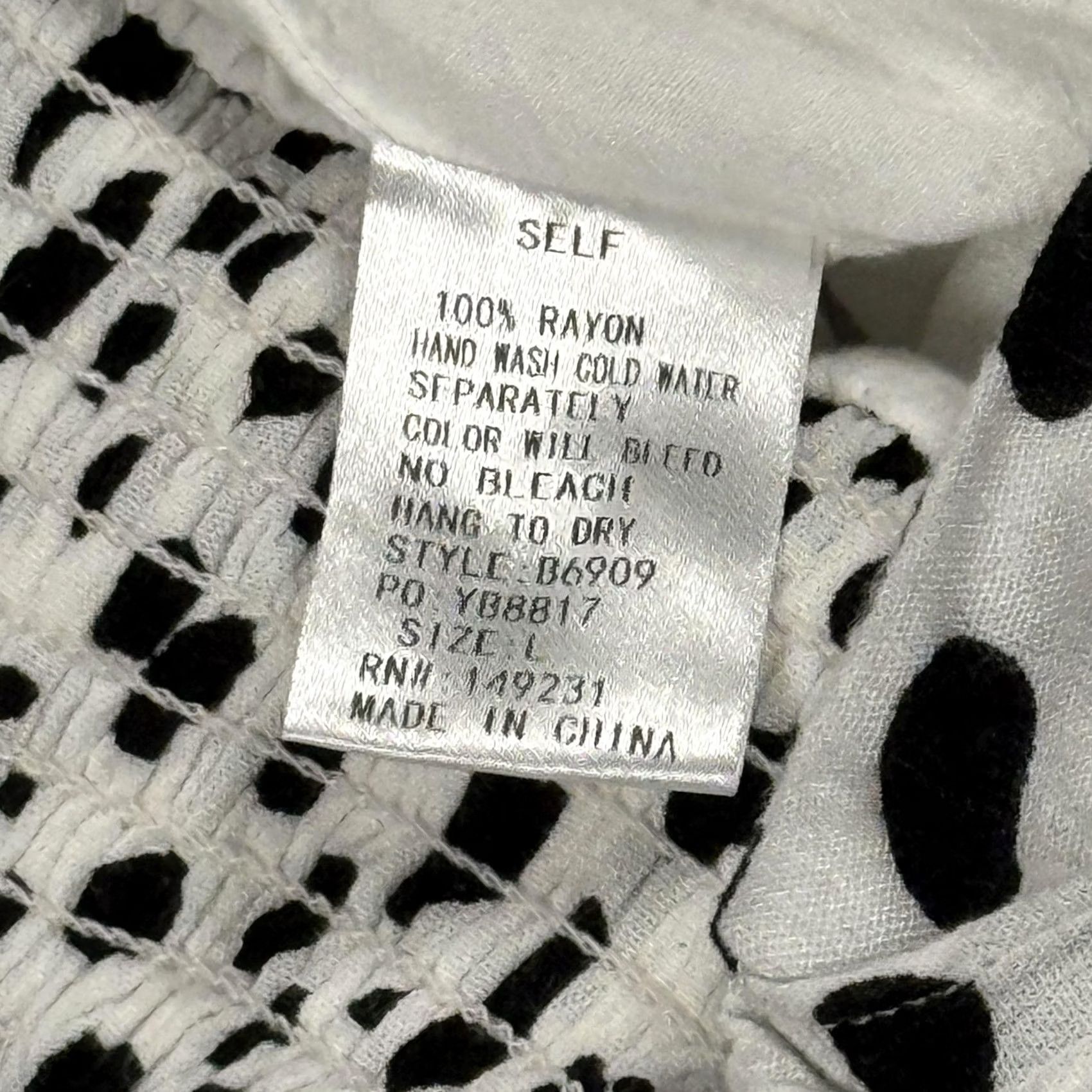 Vintage VINTAGE Boho Chic Pants Dalmatian Print Wide Leg Pull On Tie Waist Resort Vacation Women L Large White Dalmatian Animal Print Pants Womens Size 36" / US 14 / IT 50 - 3 Thumbnail