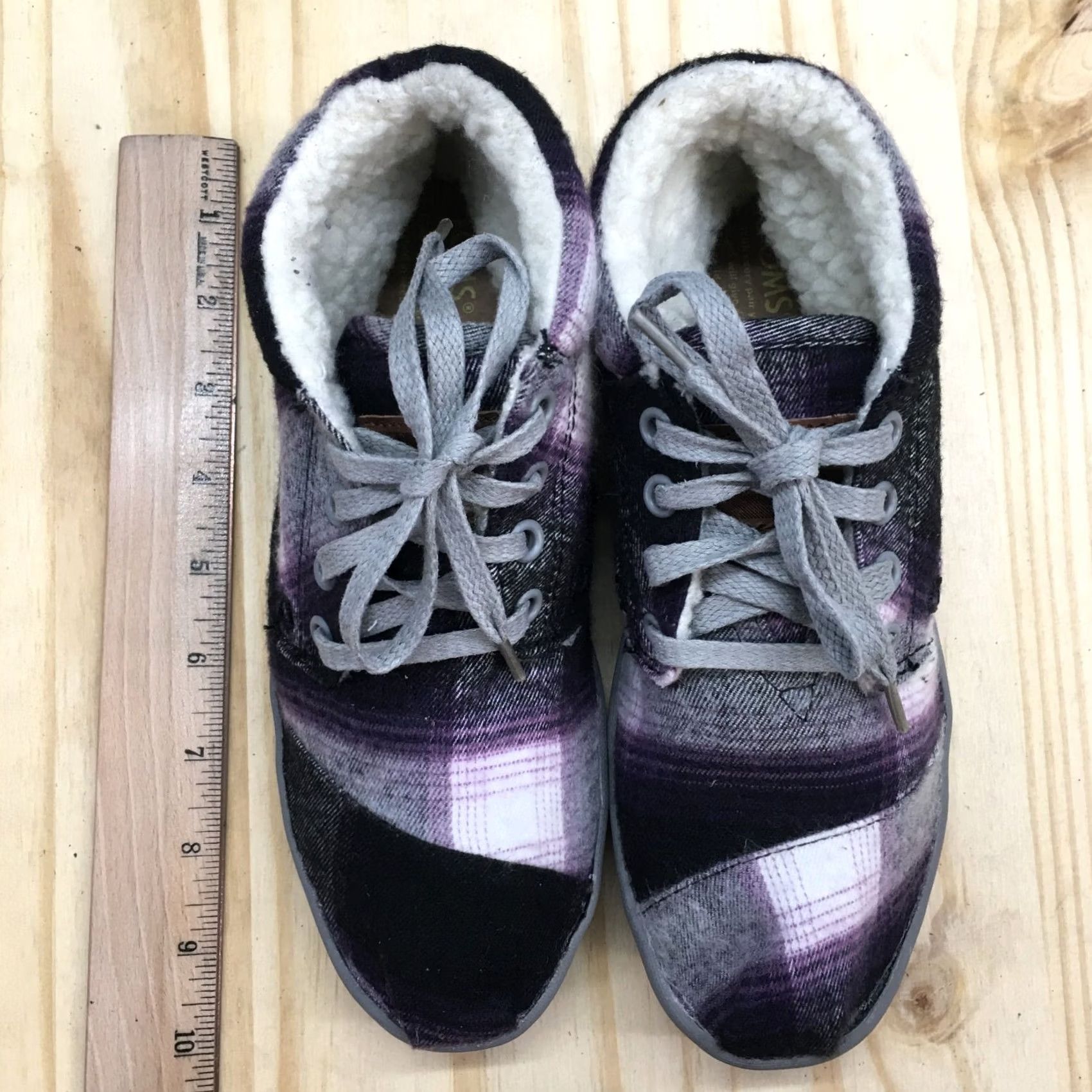 Toms TOMS Boots Womens 6.5 Shearling Ankle Booties Purple Canvas Faux Fur Lace Up Boots Size US 7 / IT 37 - 5 Thumbnail
