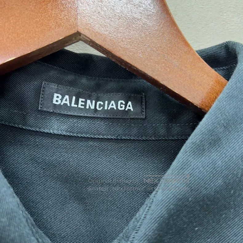 Balenciaga Balenciaga Denim shirt with back lock Size XS / US 0-2 / IT 36-38 - 3 Thumbnail