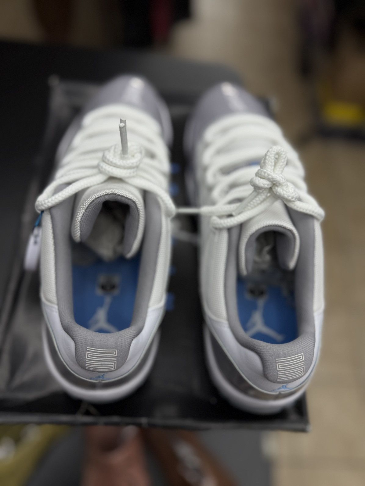 Jordan Brand Air Jordan 11 Retro Low Cement Grey White UNC Blue Size 13 Size US 13 / EU 46 - 20 Thumbnail