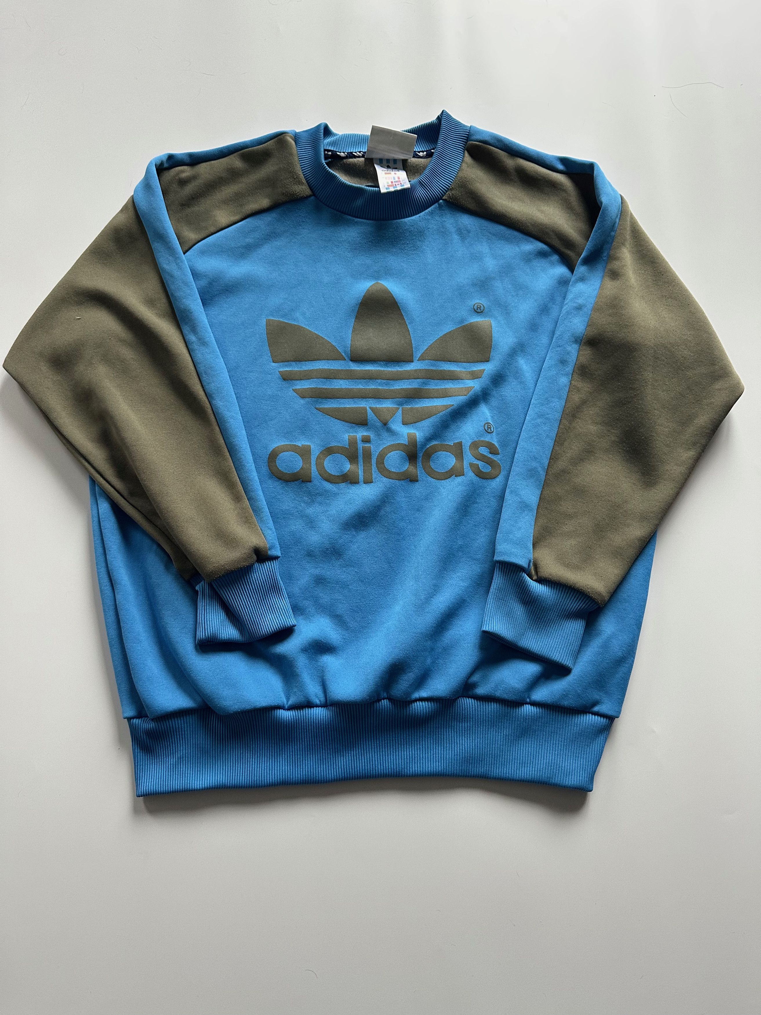 Adidas 90's Adidas Vintage Crew Neck sweatshirt blue Size US L / EU 52-54 / 3 - 11 Thumbnail