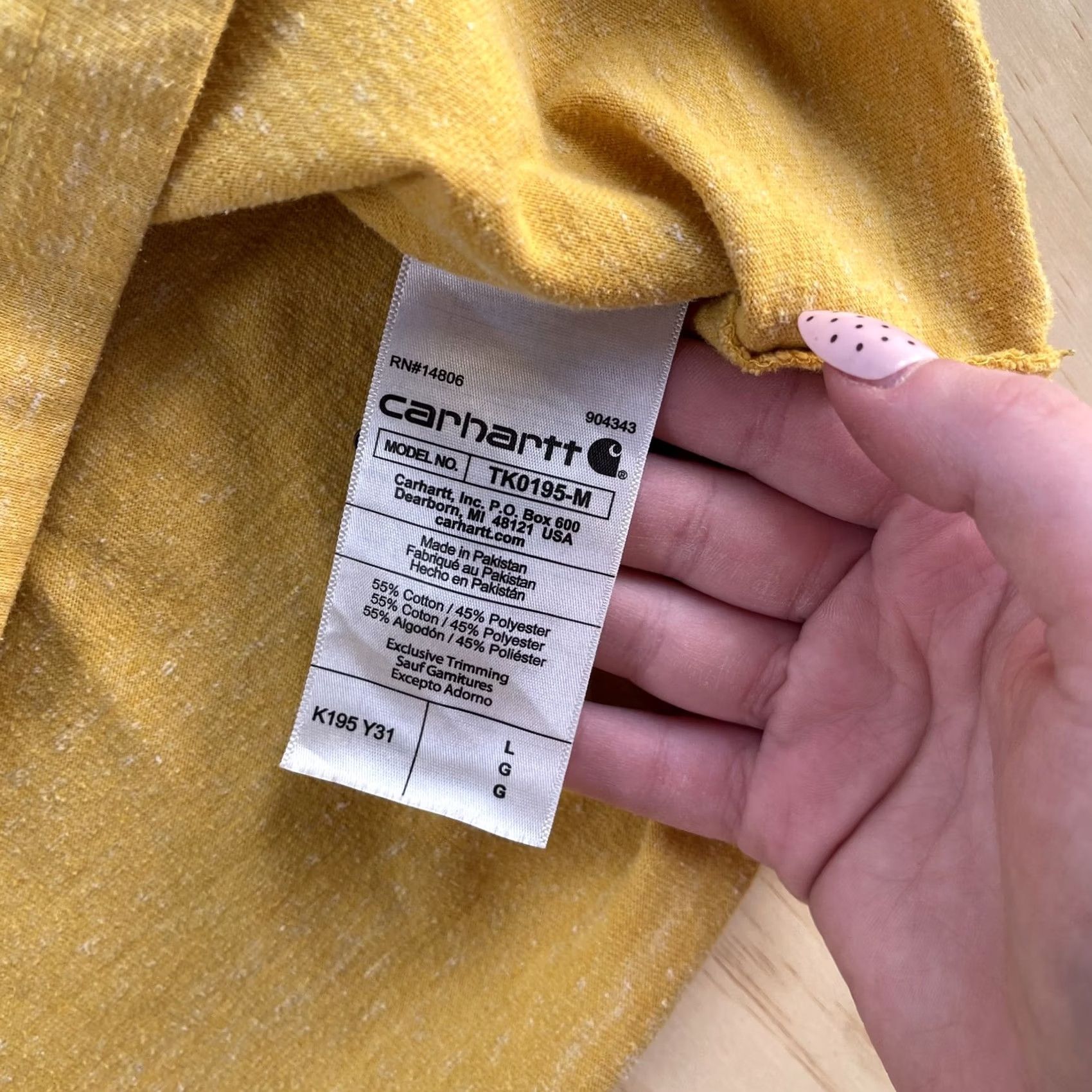 Carhartt Carhartt Shirt Mens Large Yellow Logo Workwear Graphic Tee T-Shirt Size US L / EU 52-54 / 3 - 4 Thumbnail