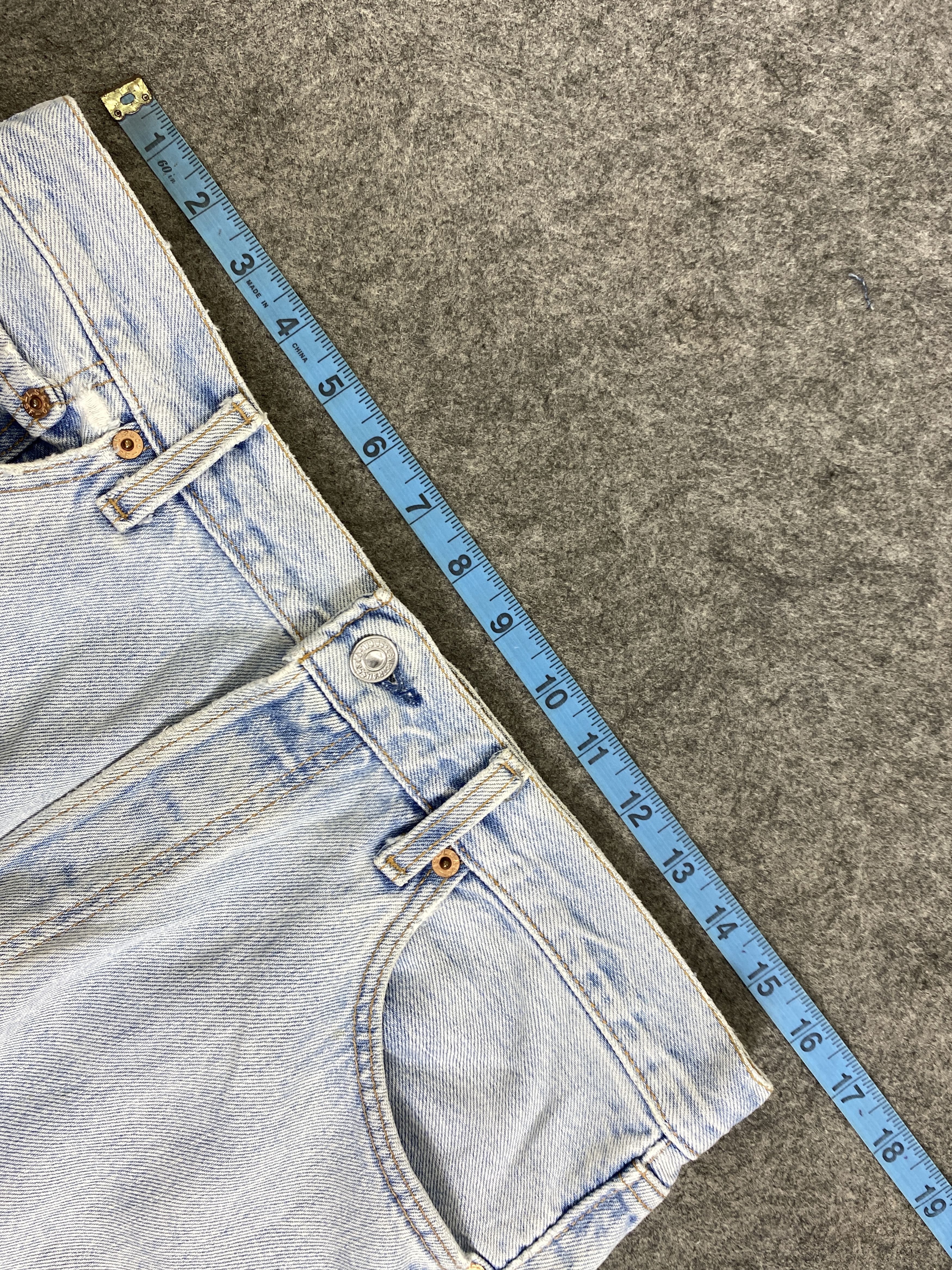 Levi's Light Blue Wash Vintage Levis Jeans 33x32.5 - JN3098 Size US 33 - 5 Thumbnail