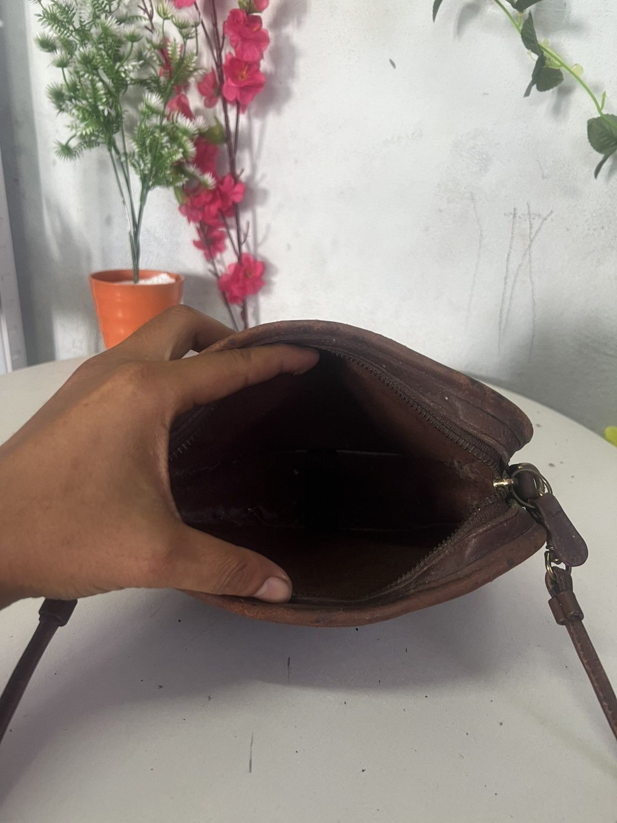 Coach × Vintage Vintage Milk Chocolate Coach Leather Shoulder Size ONE SIZE - 8 Thumbnail