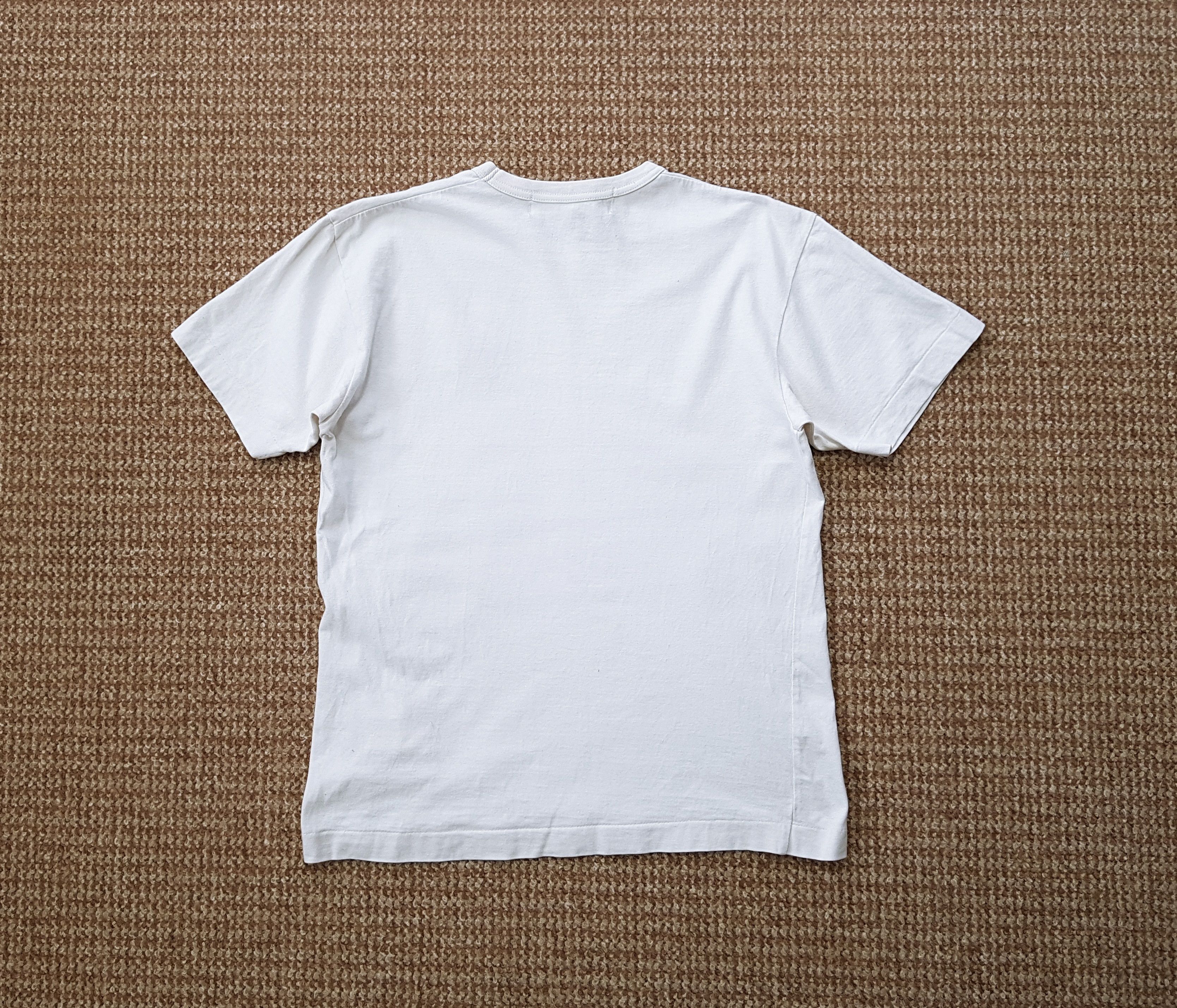 Comme des Garcons PLAY Comme des Garcons PLAY CDG T Shirt made in Japan sz M Size US M / EU 48-50 / 2 - 3 Thumbnail