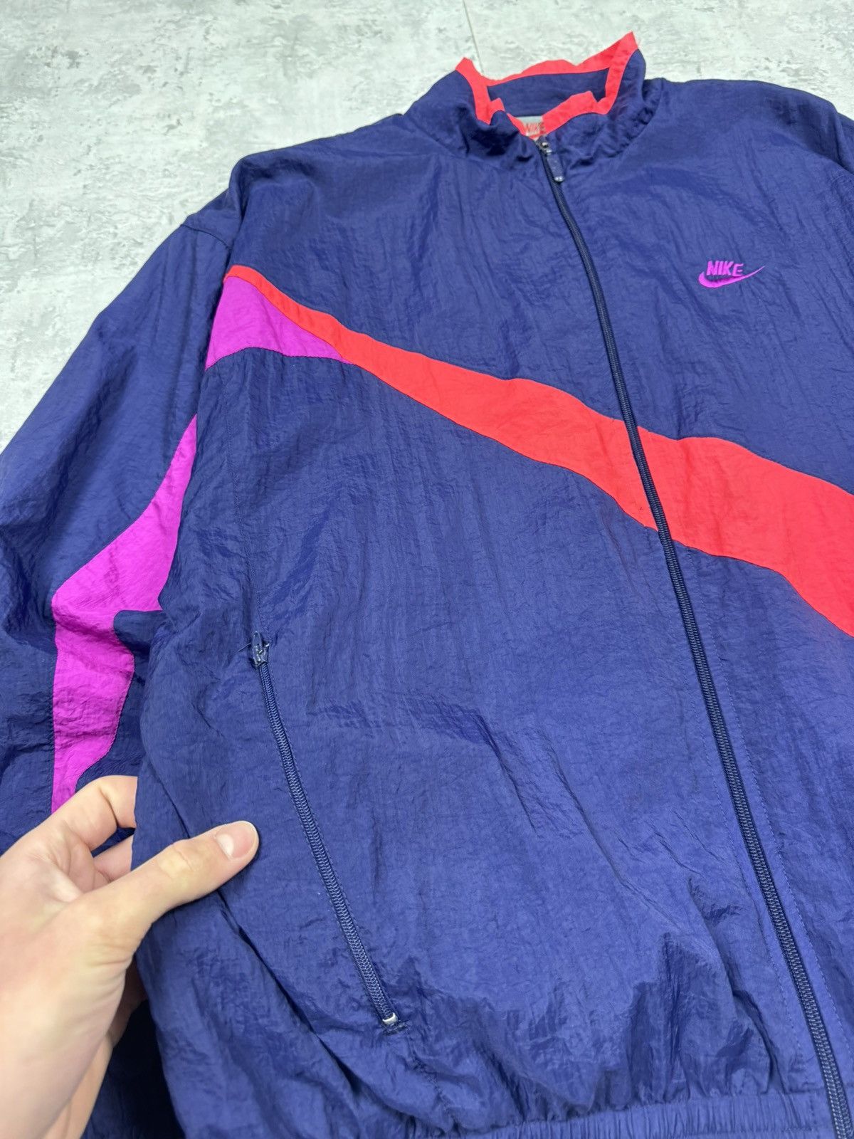 Nike Vintage Nike Y2K Nylon Track Jacket Size L Size US L / EU 52-54 / 3 - 4 Thumbnail